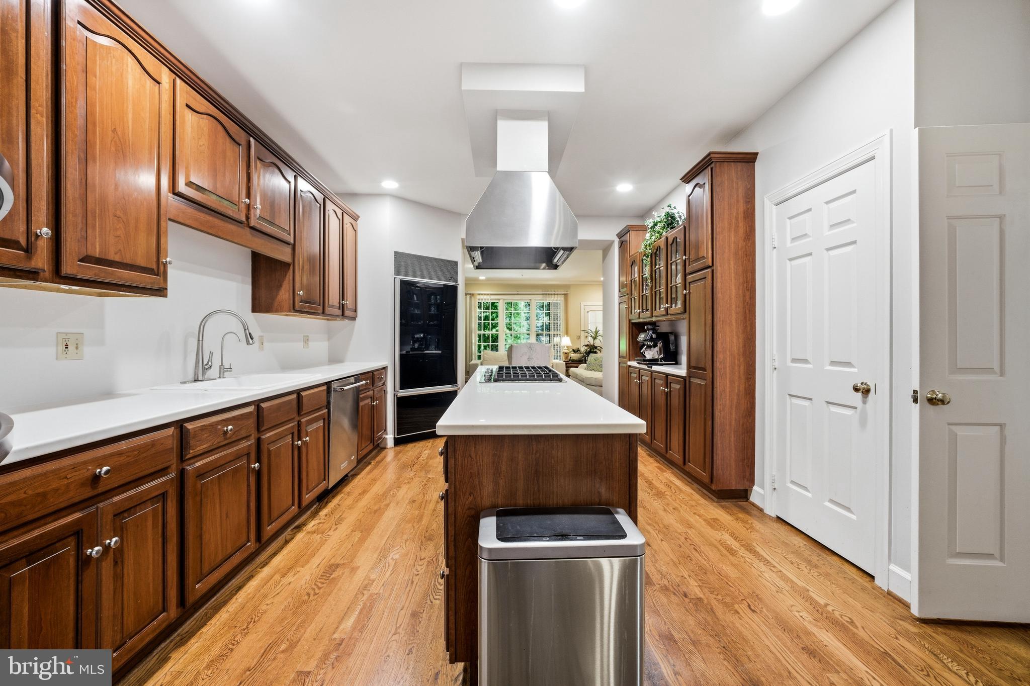 RIVER FALLS - Residential