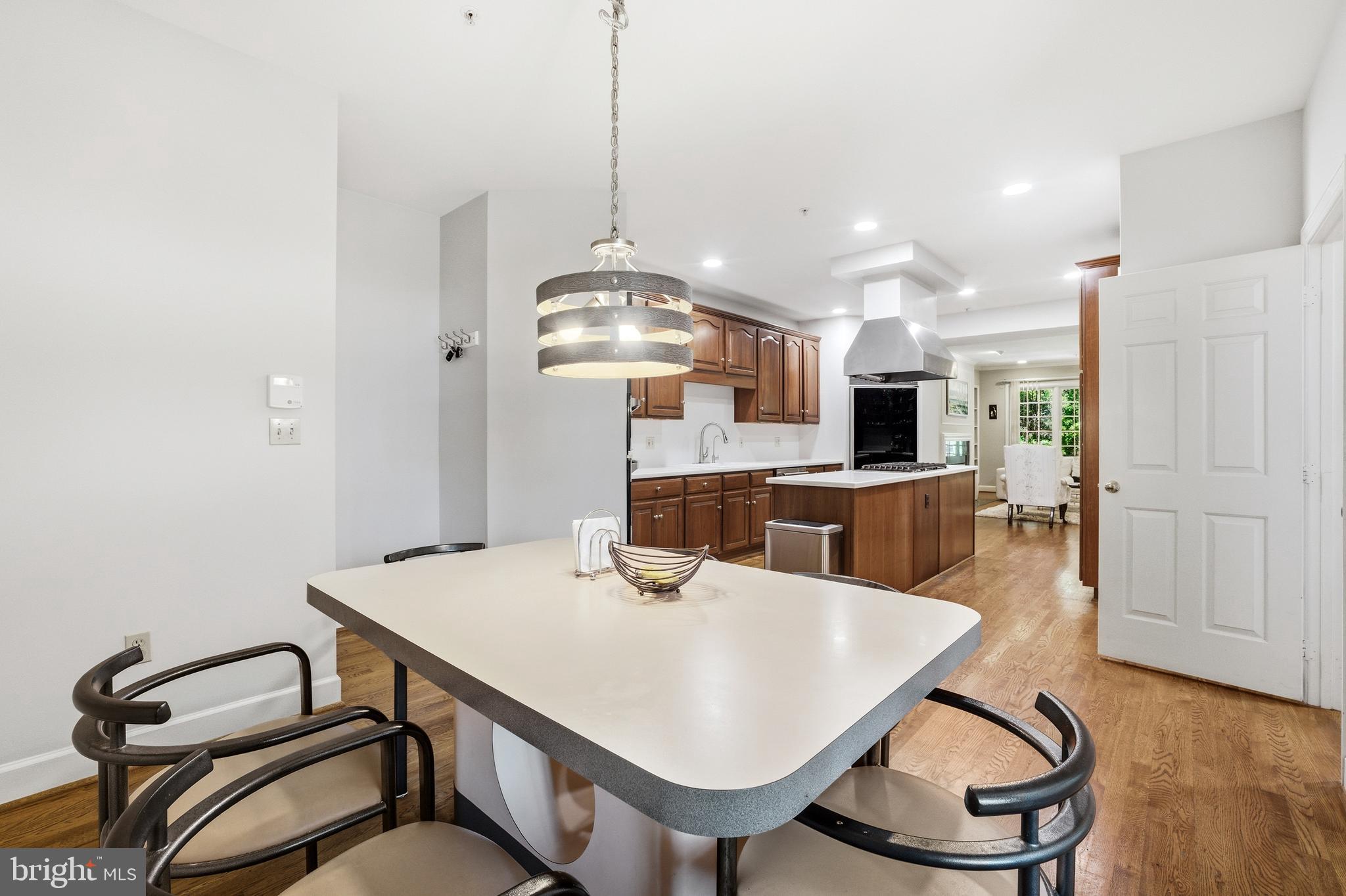 RIVER FALLS - Residential