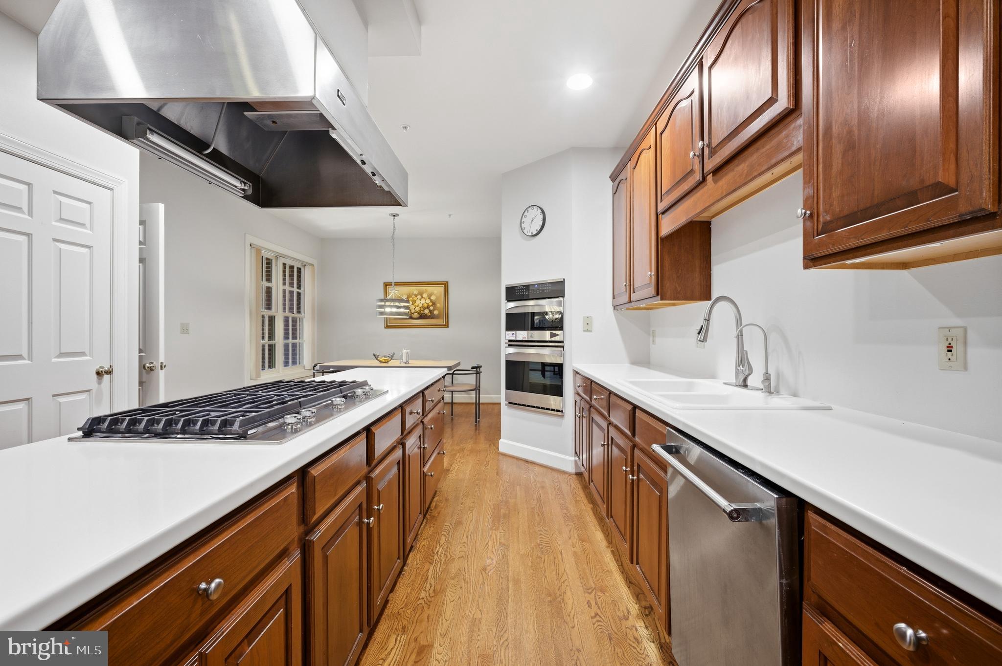 RIVER FALLS - Residential