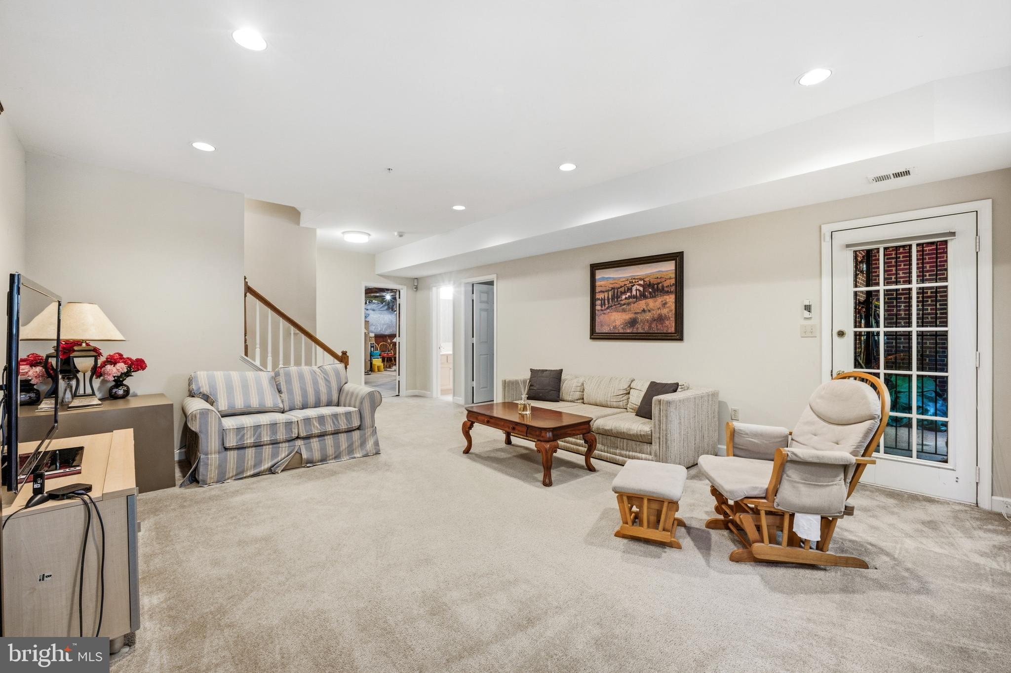 RIVER FALLS - Residential