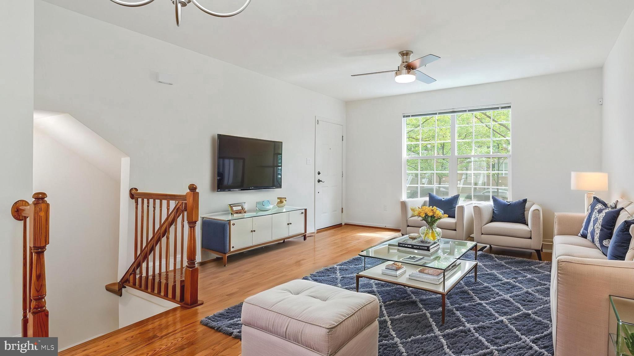 11358 KING GEORGE DRIVE 10