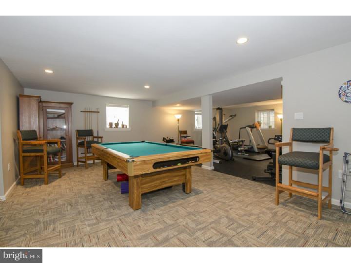 GLADWYNE - Residential