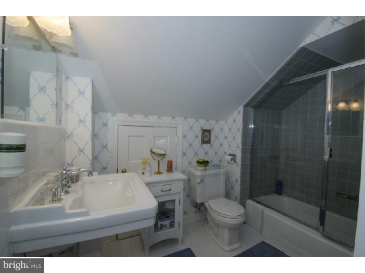 GLADWYNE - Residential