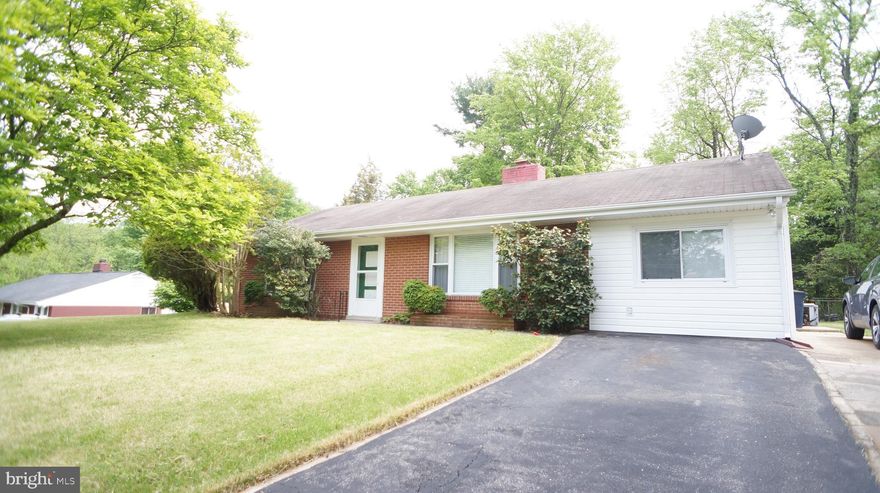 Countryside Feel and Close to City
 all brick single-level rambler sit on 1/2 acres of land. 
You could add a pool, add a large vegetable garden, or even expand the house! 
Now many homes in the neighborhood have been fully remodeled. 
This home needs some work and is priced accordingly. All systems are working properly.  You can update it to
your own preferences and in your own time schedule! This is a great
home for those who want a single home at a reasonable price!