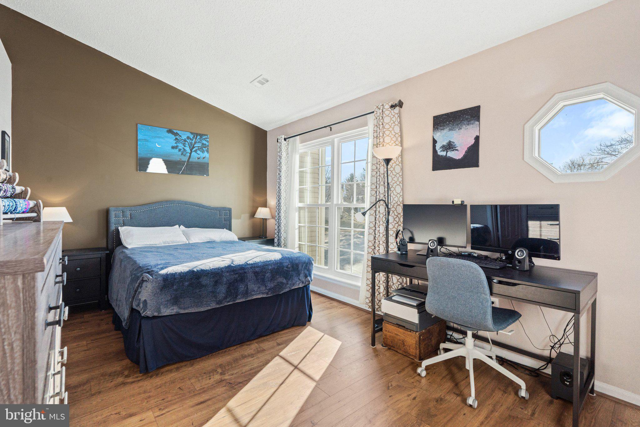 CARNABY SQUARE - Residential