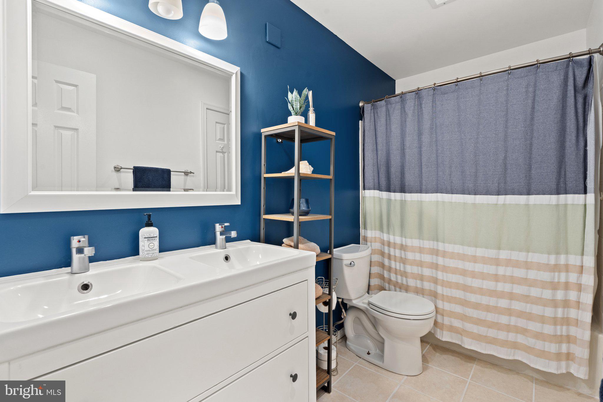 CARNABY SQUARE - Residential