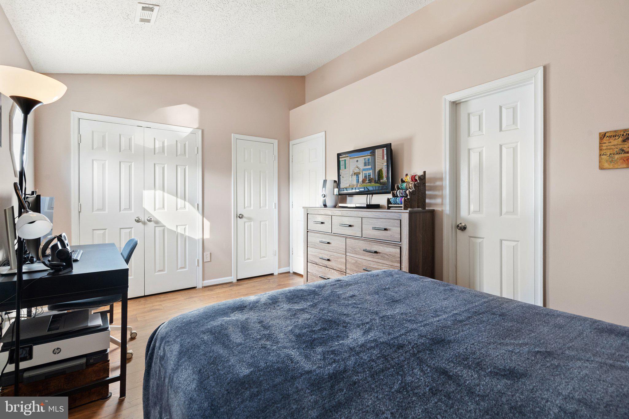 CARNABY SQUARE - Residential