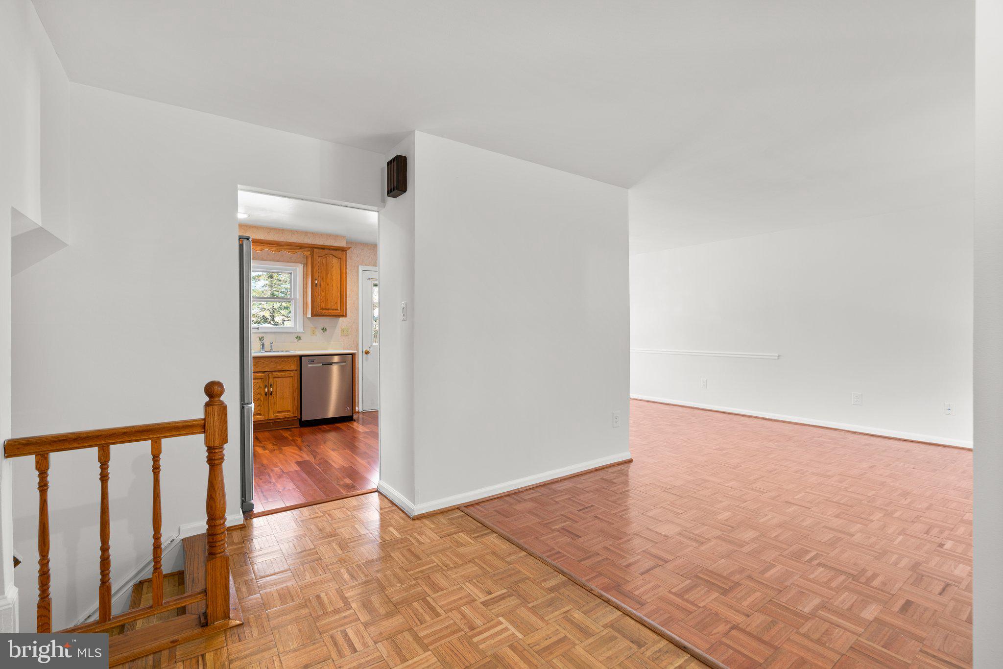 MIDDLEBROOK HILL - Residential