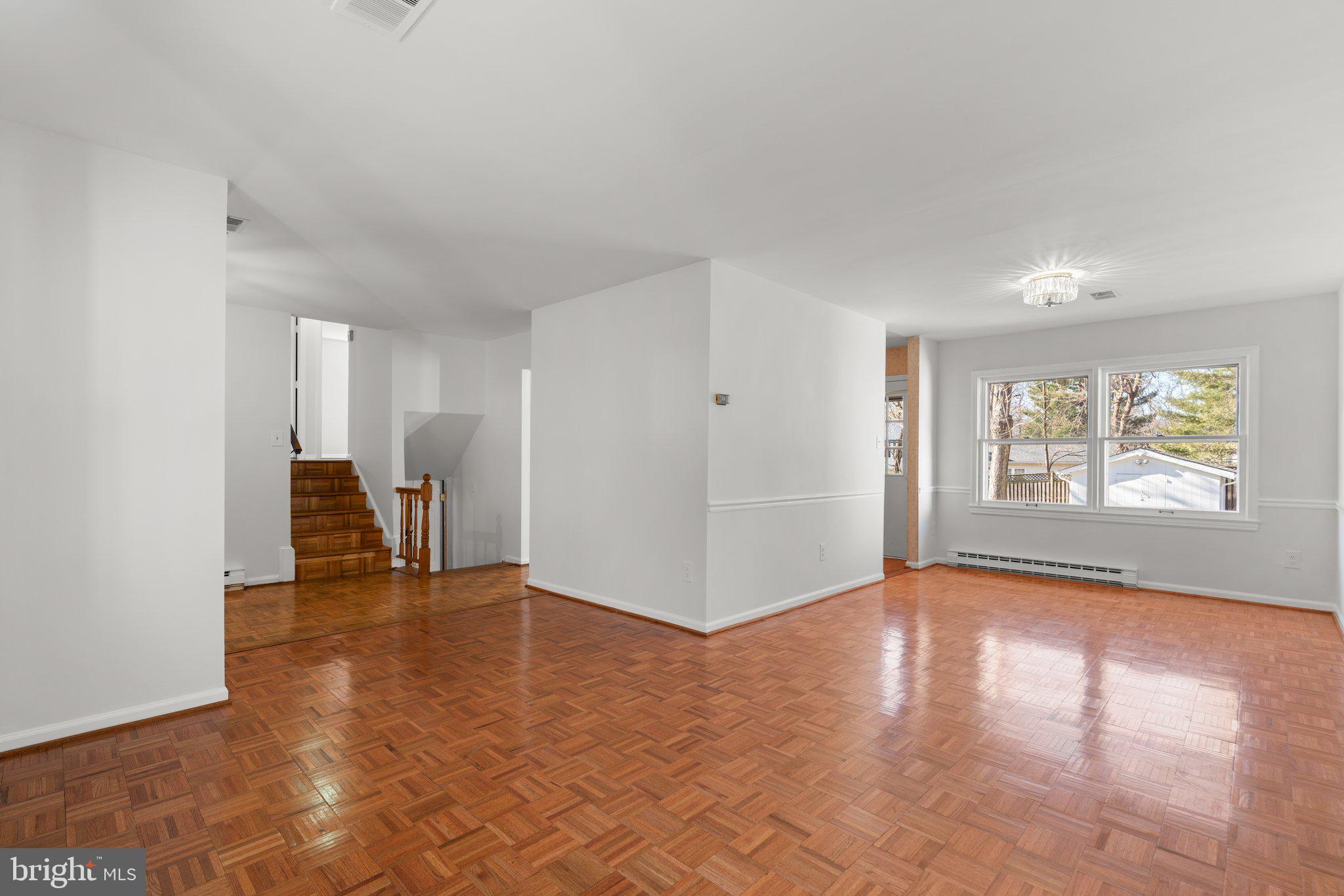 MIDDLEBROOK HILL - Residential