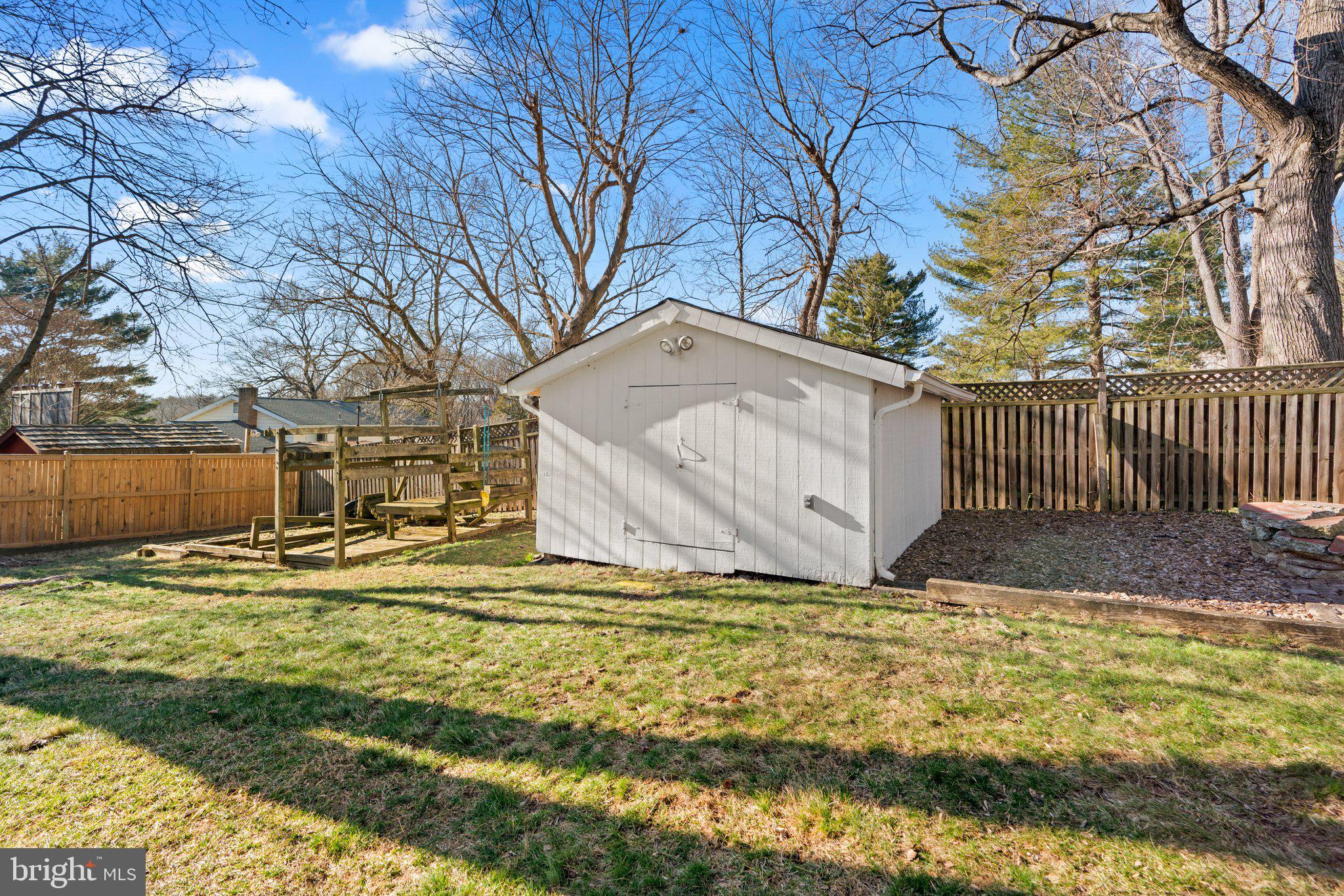 MIDDLEBROOK HILL - Residential