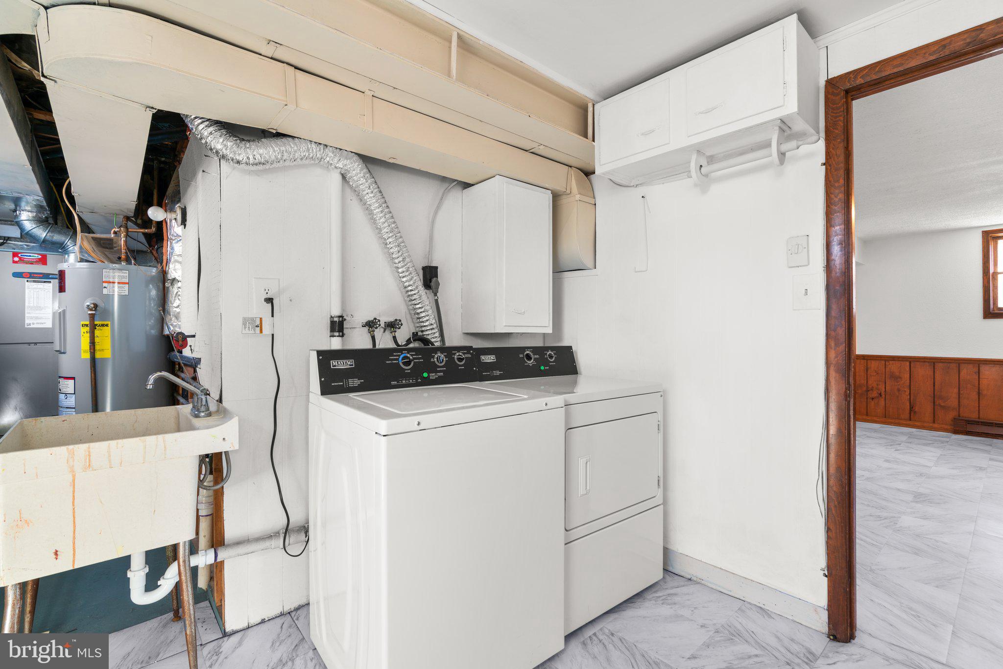 MIDDLEBROOK HILL - Residential