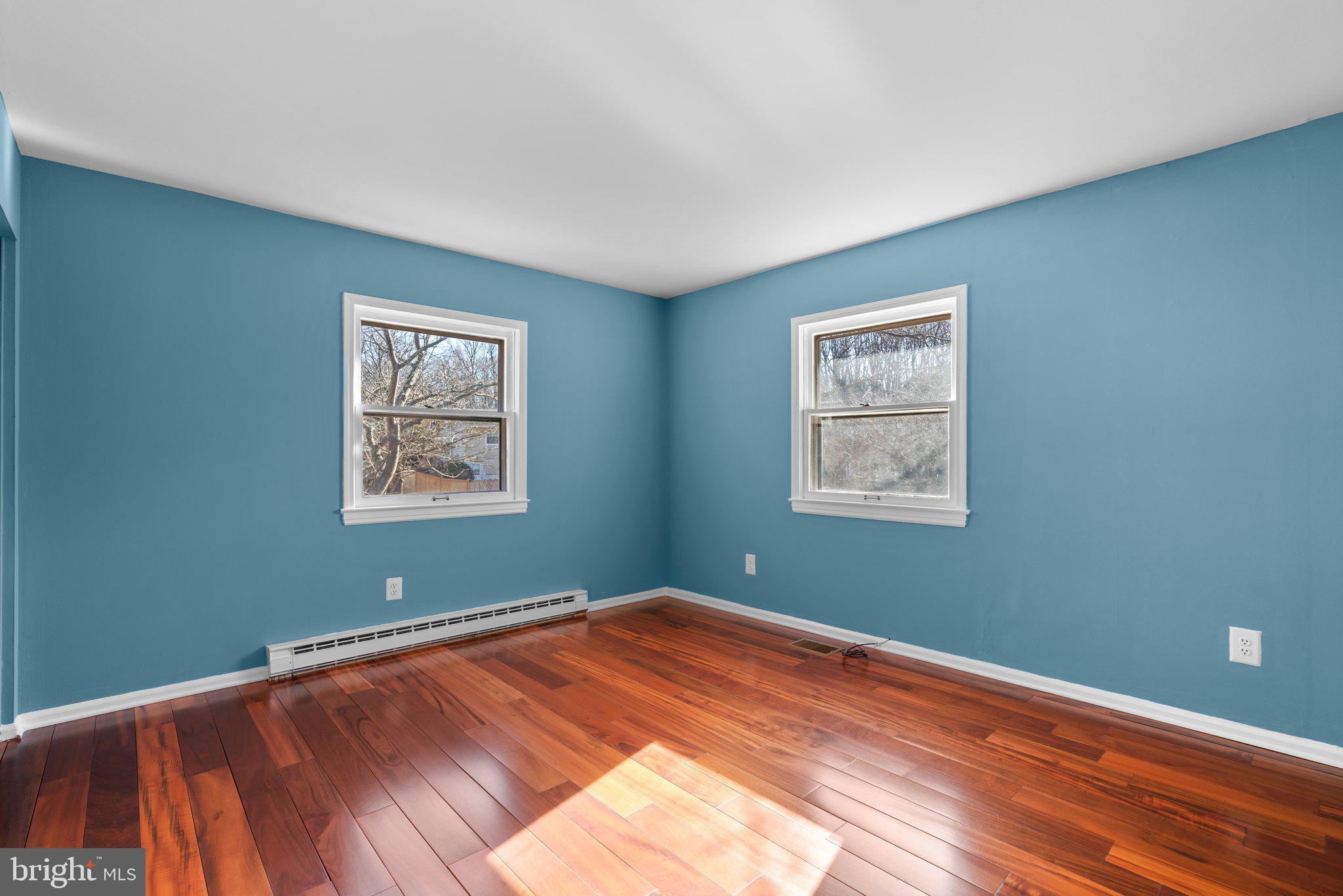 MIDDLEBROOK HILL - Residential