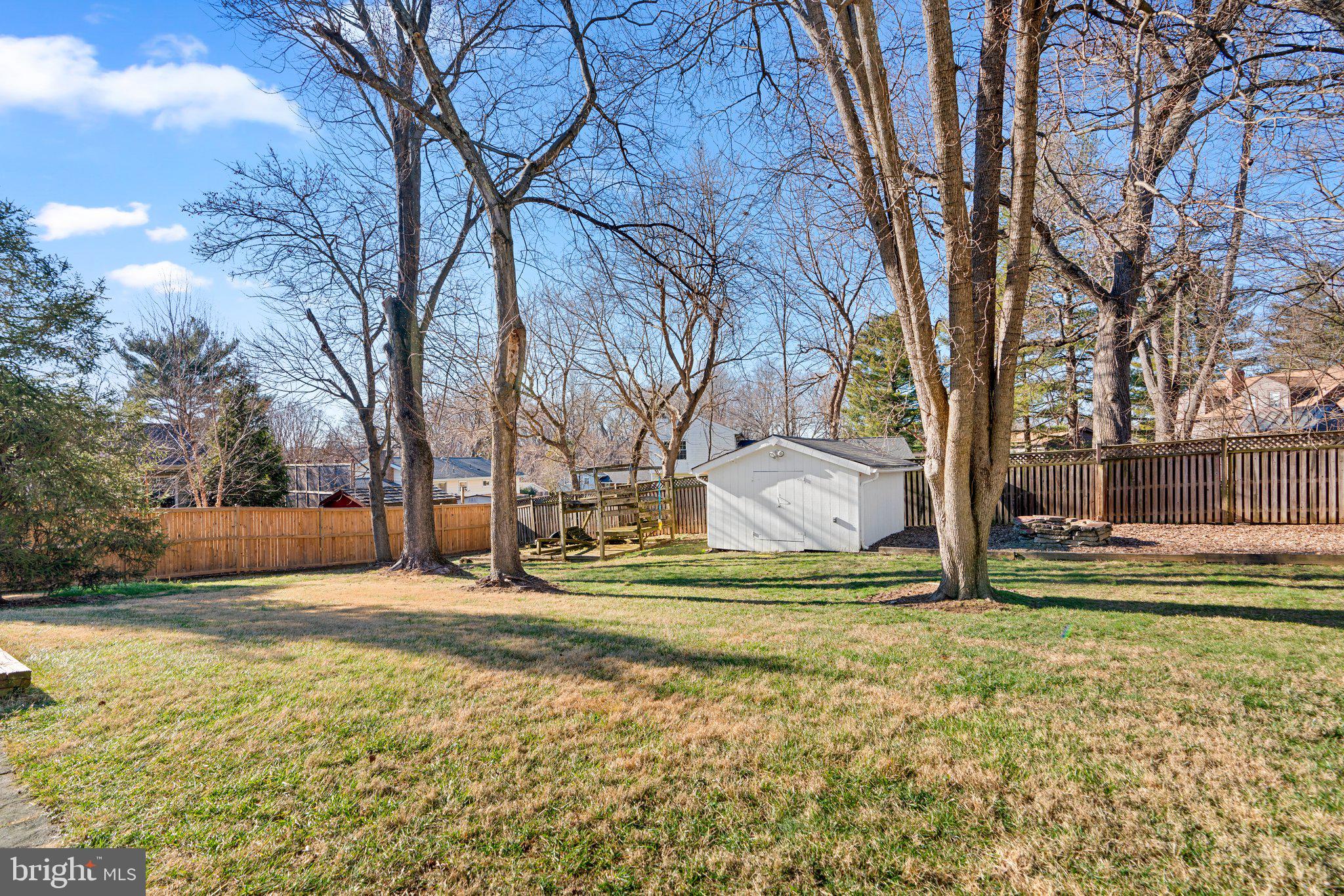 MIDDLEBROOK HILL - Residential