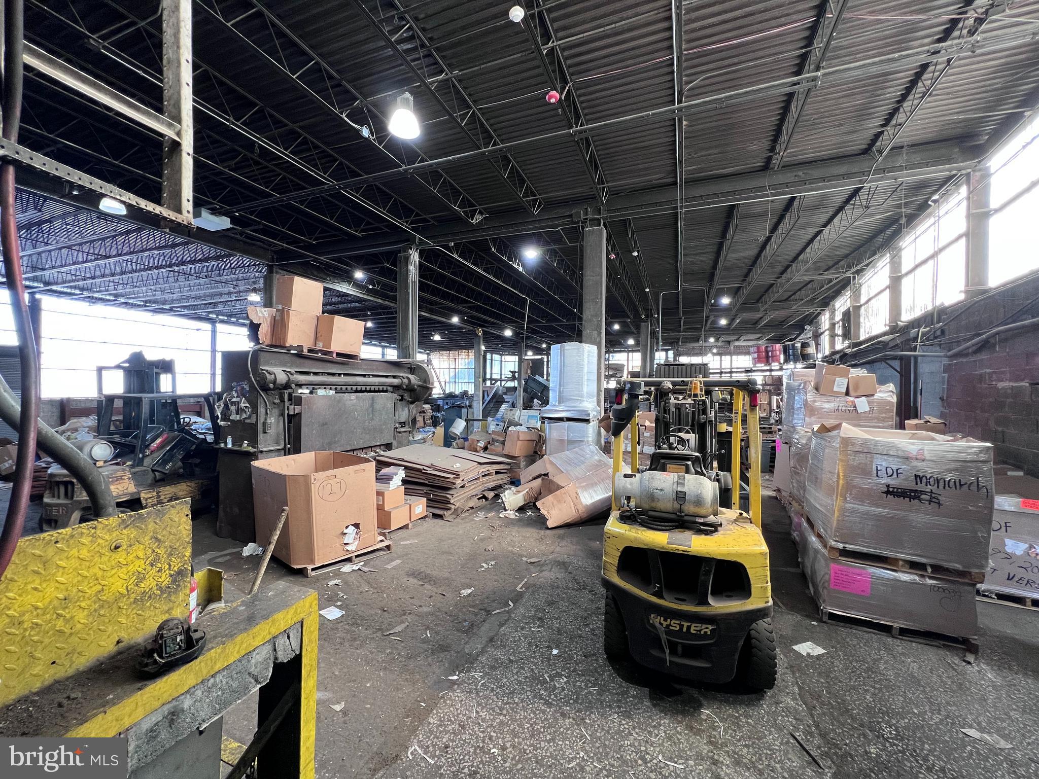 BRIDESBURG - Commercial Sale