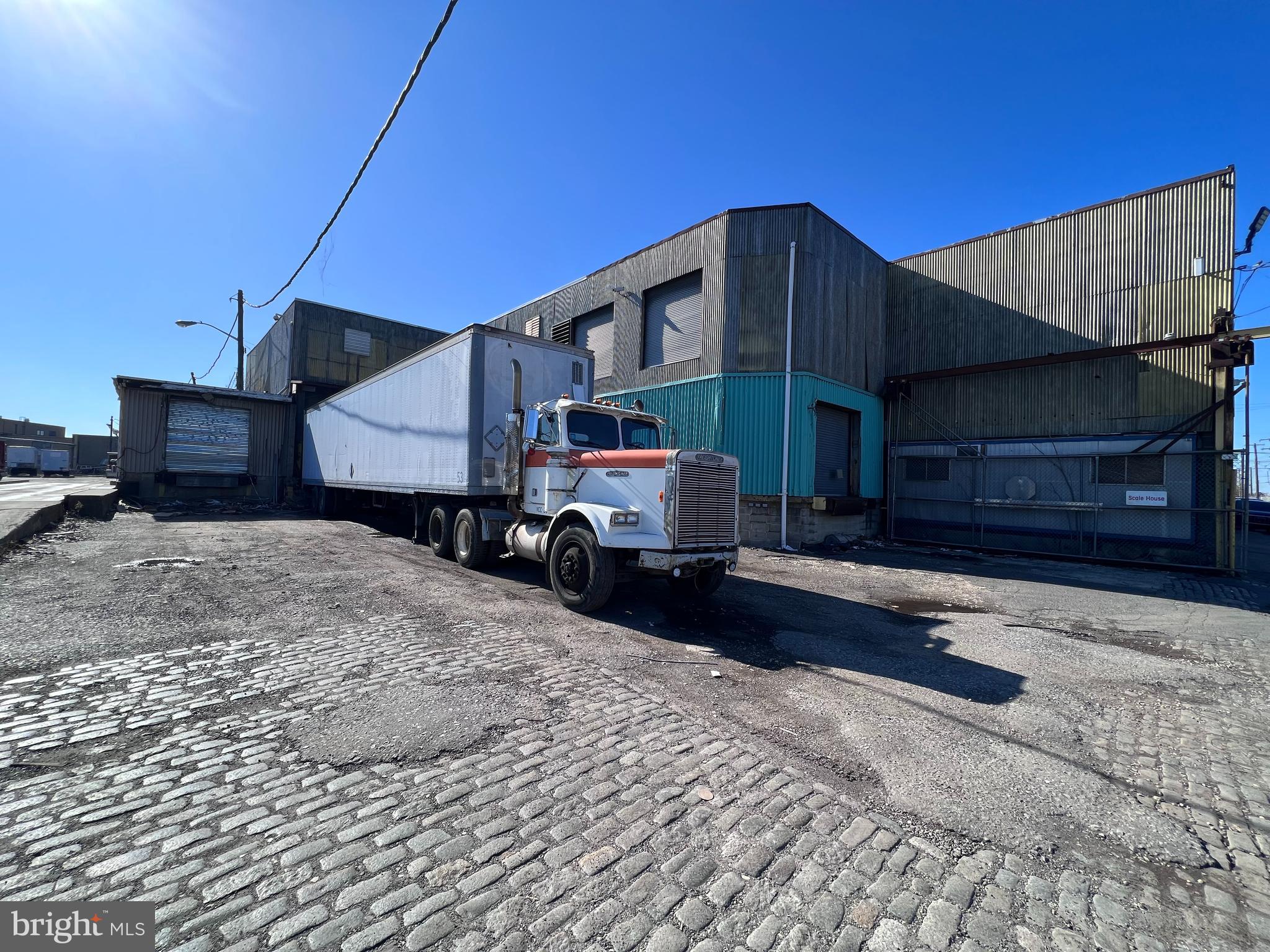 BRIDESBURG - Commercial Sale