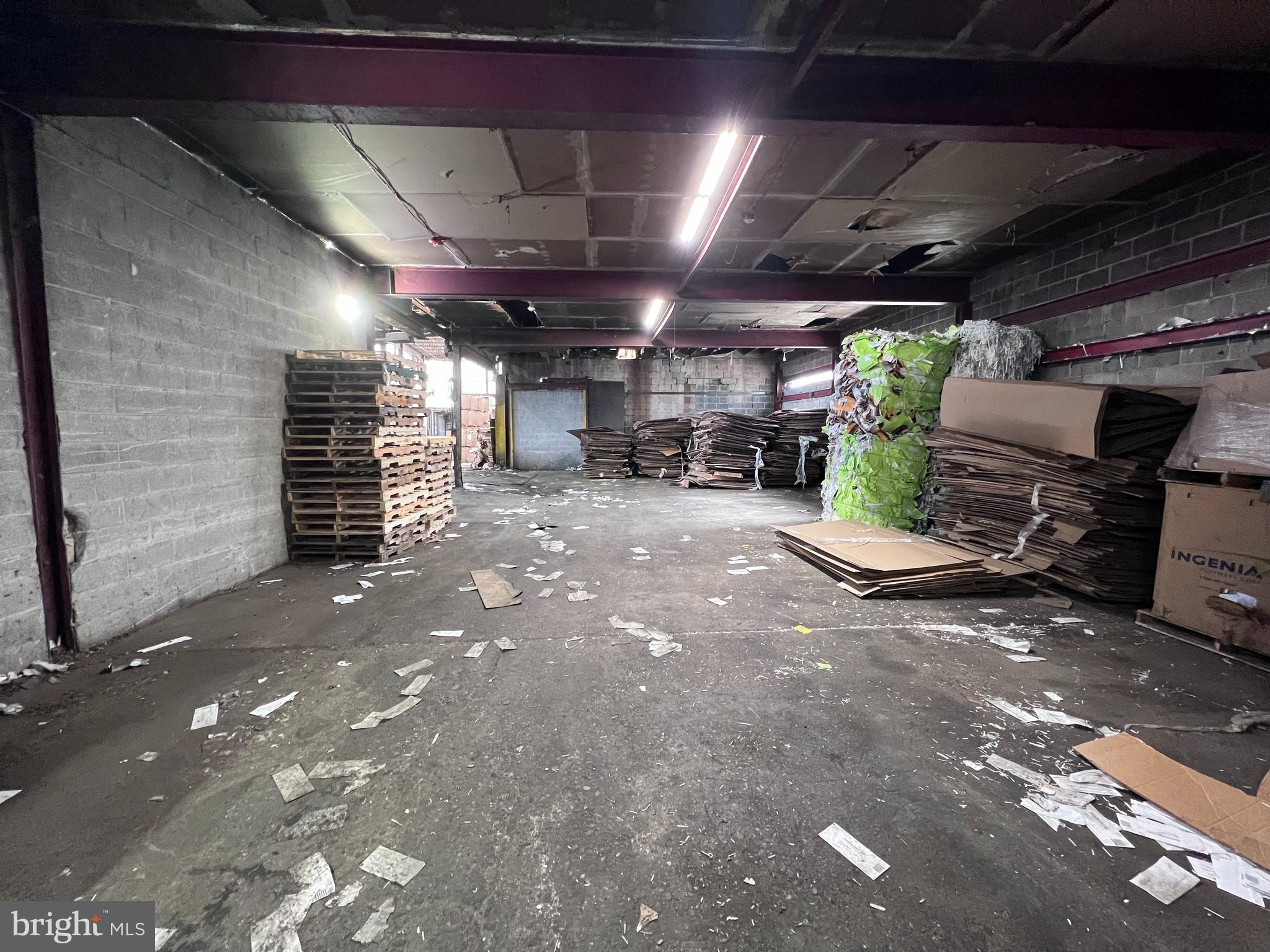 BRIDESBURG - Commercial Sale