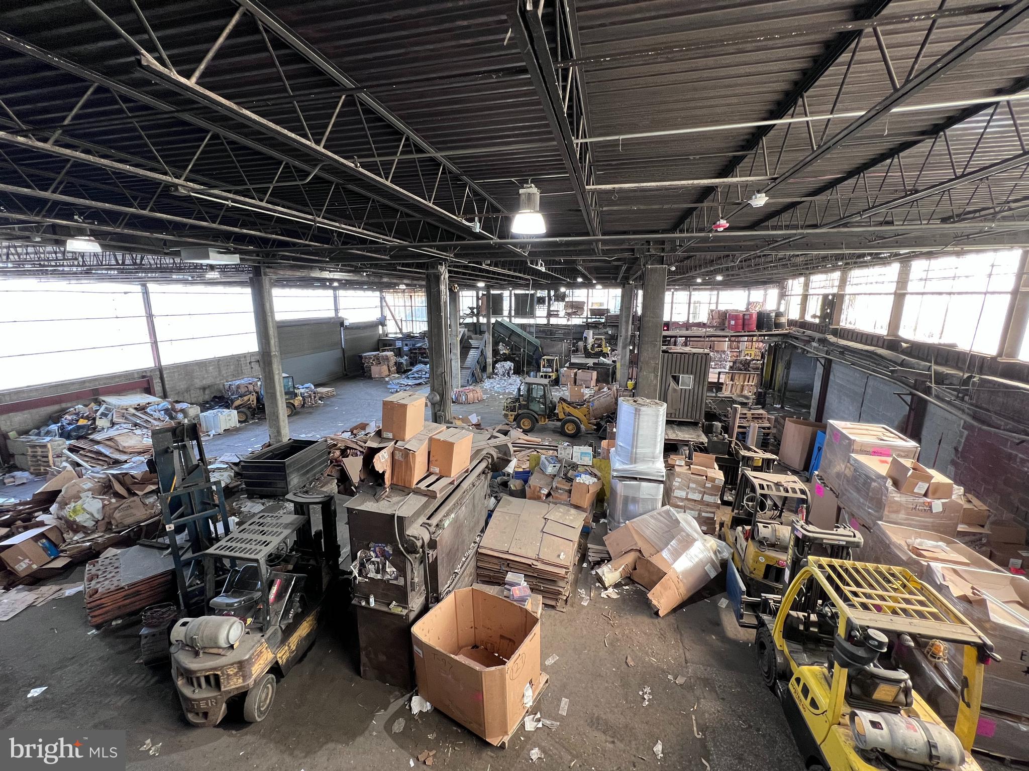 BRIDESBURG - Commercial Sale