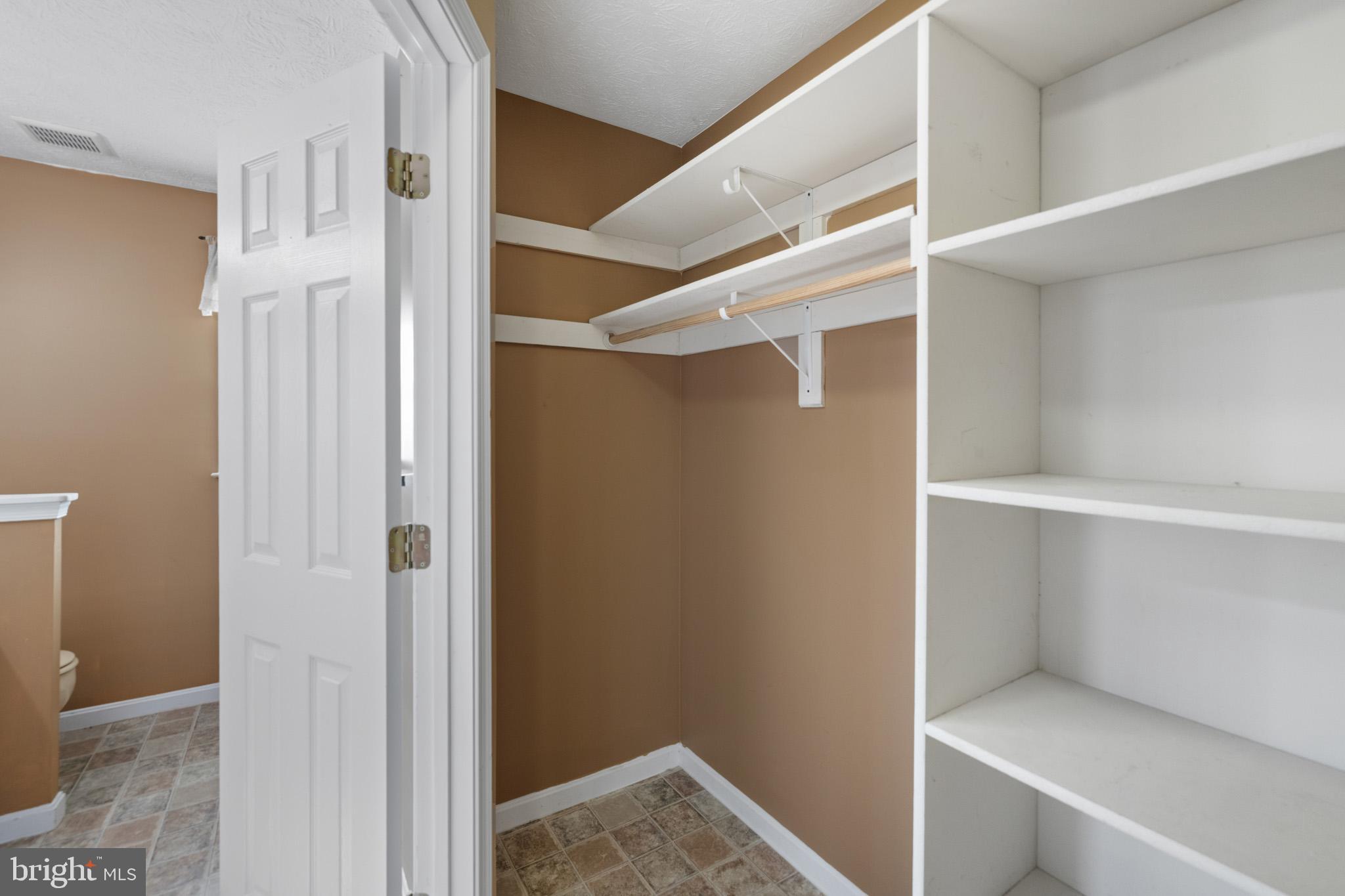 SIGNAL KNOLLS - Residential