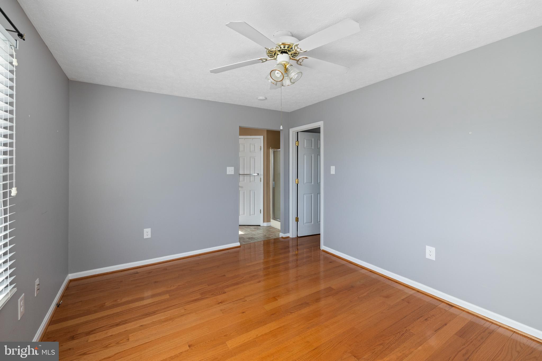 SIGNAL KNOLLS - Residential