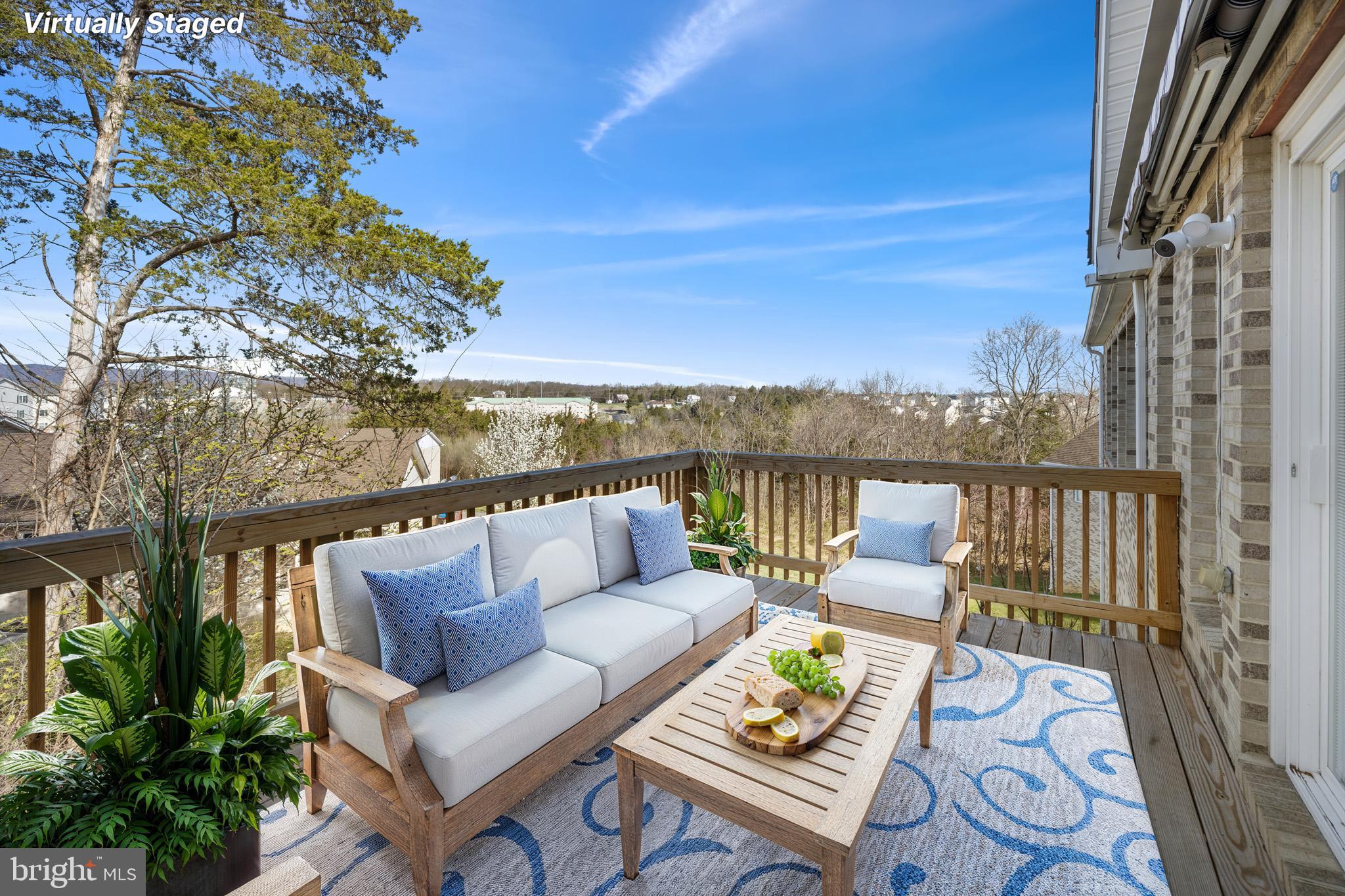 SIGNAL KNOLLS - Residential