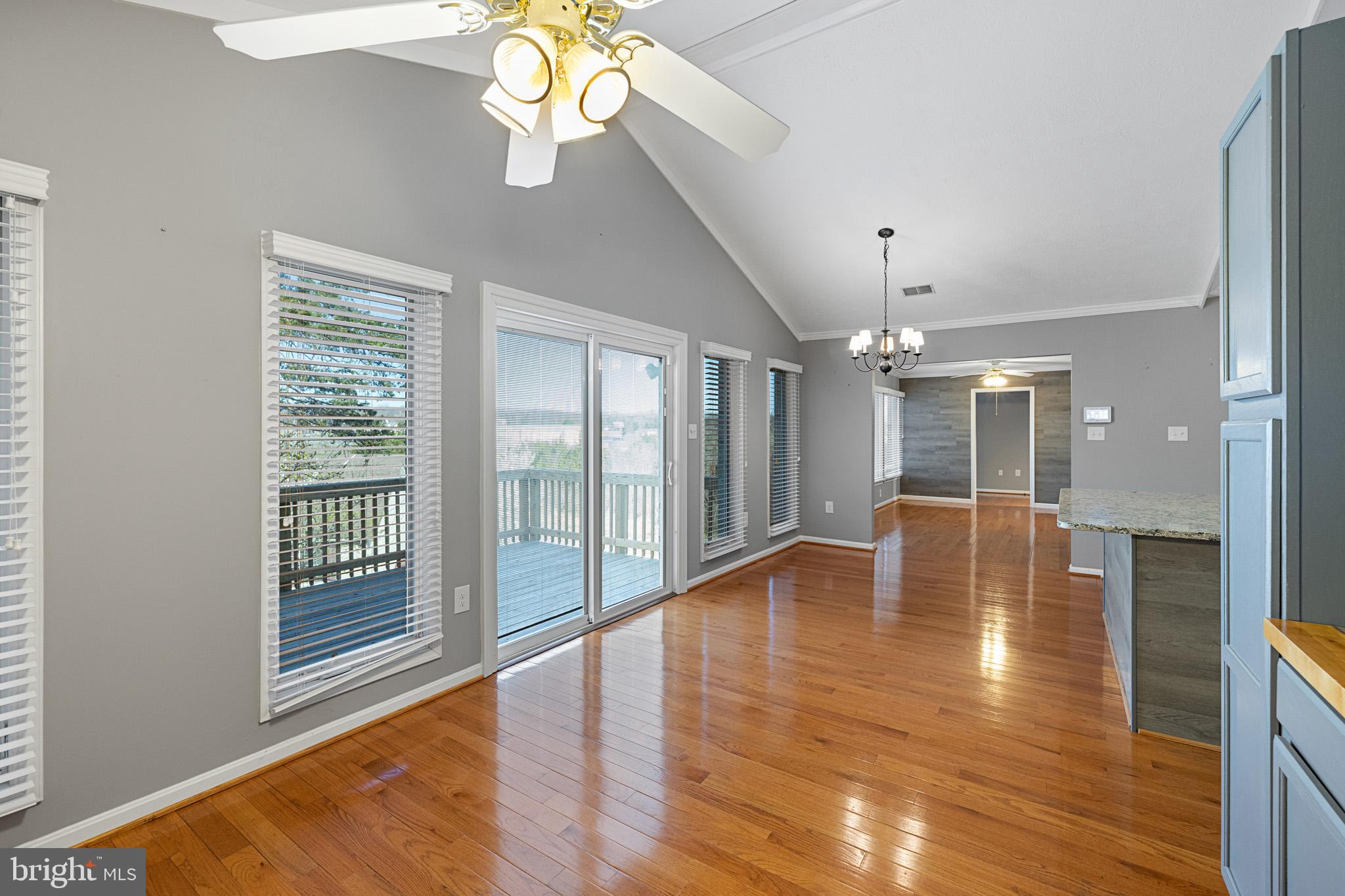 SIGNAL KNOLLS - Residential