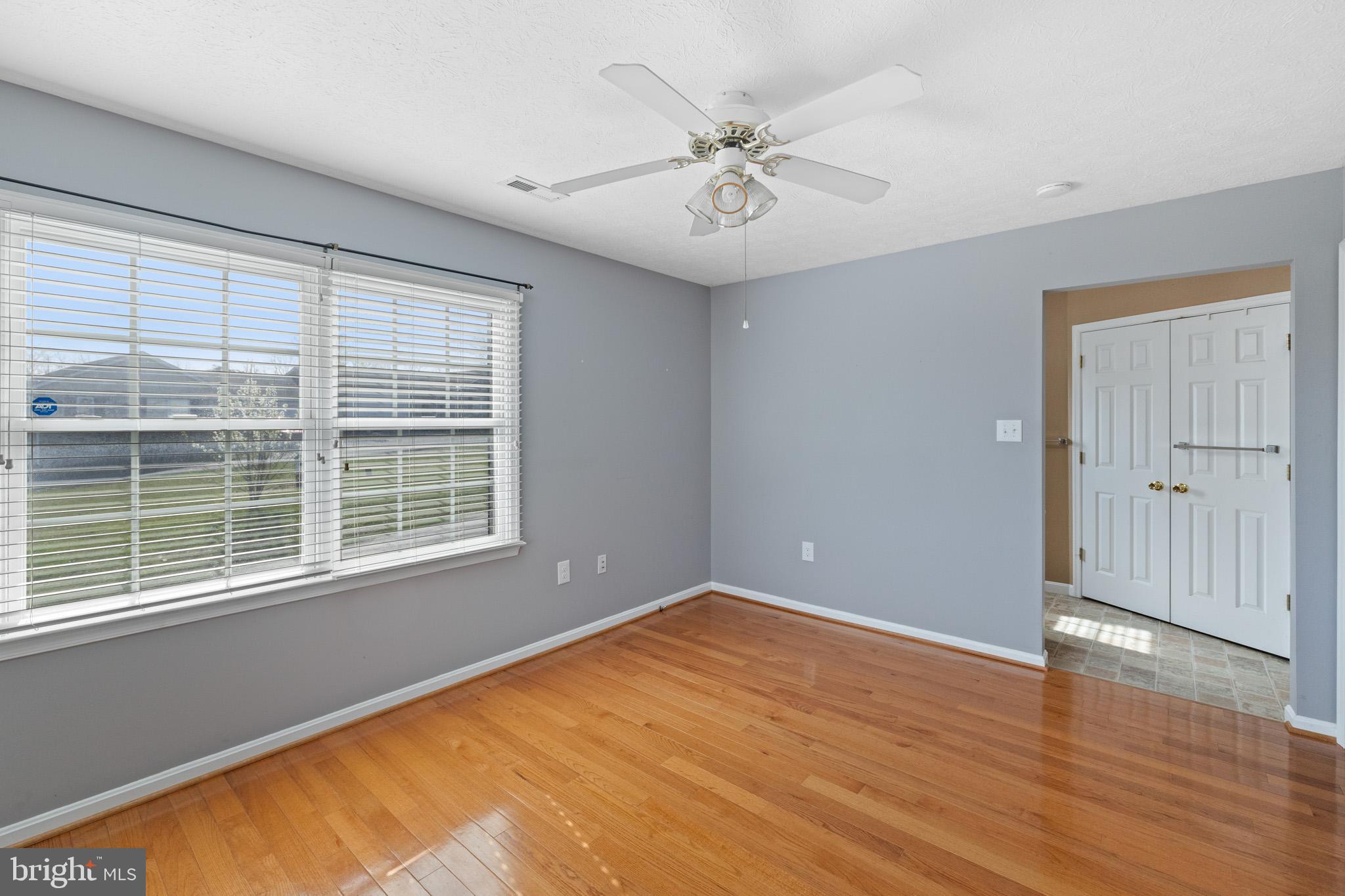 SIGNAL KNOLLS - Residential