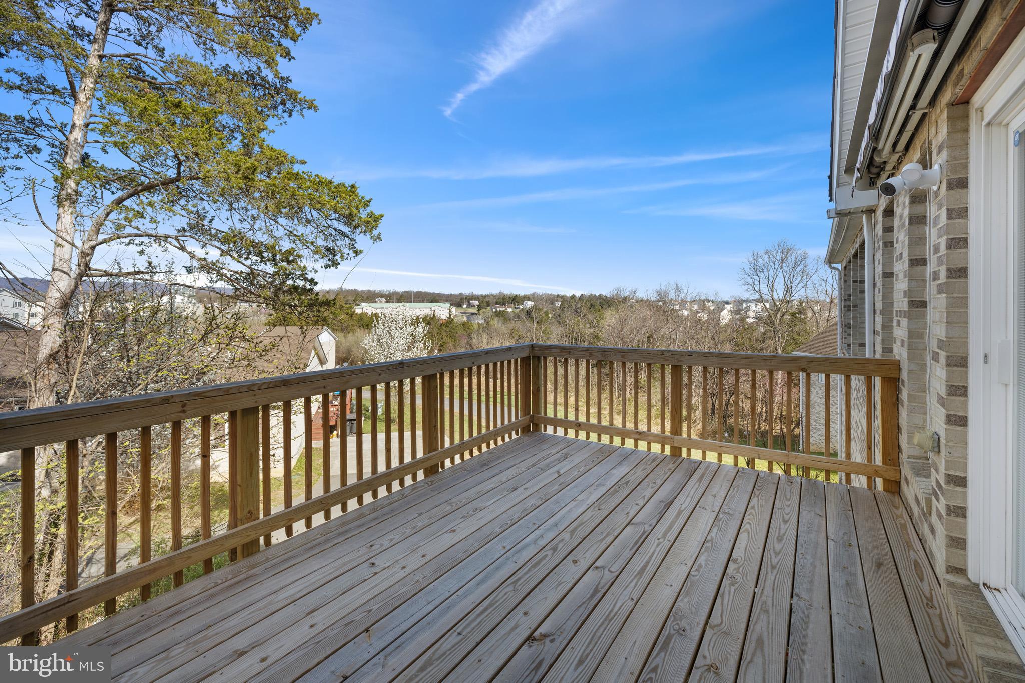 SIGNAL KNOLLS - Residential