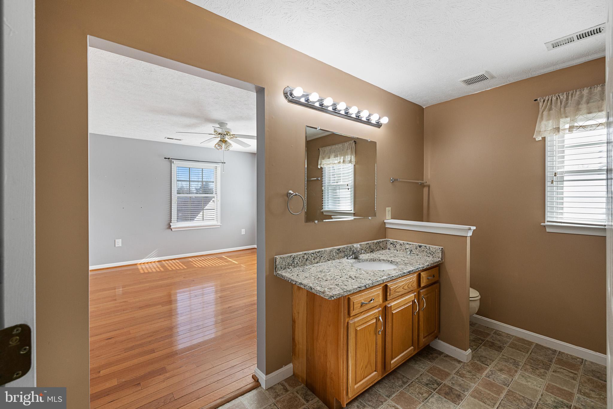 SIGNAL KNOLLS - Residential