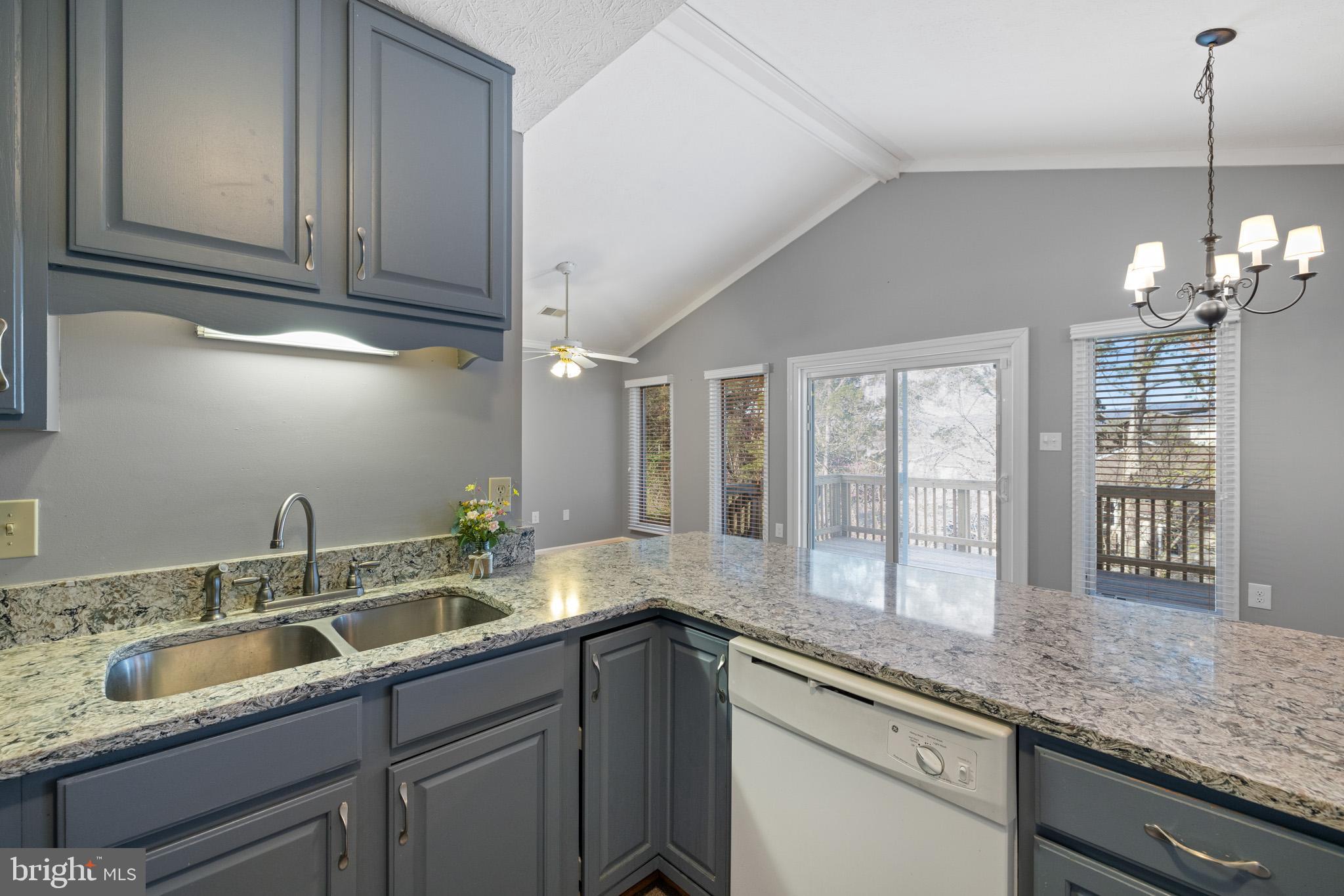 SIGNAL KNOLLS - Residential