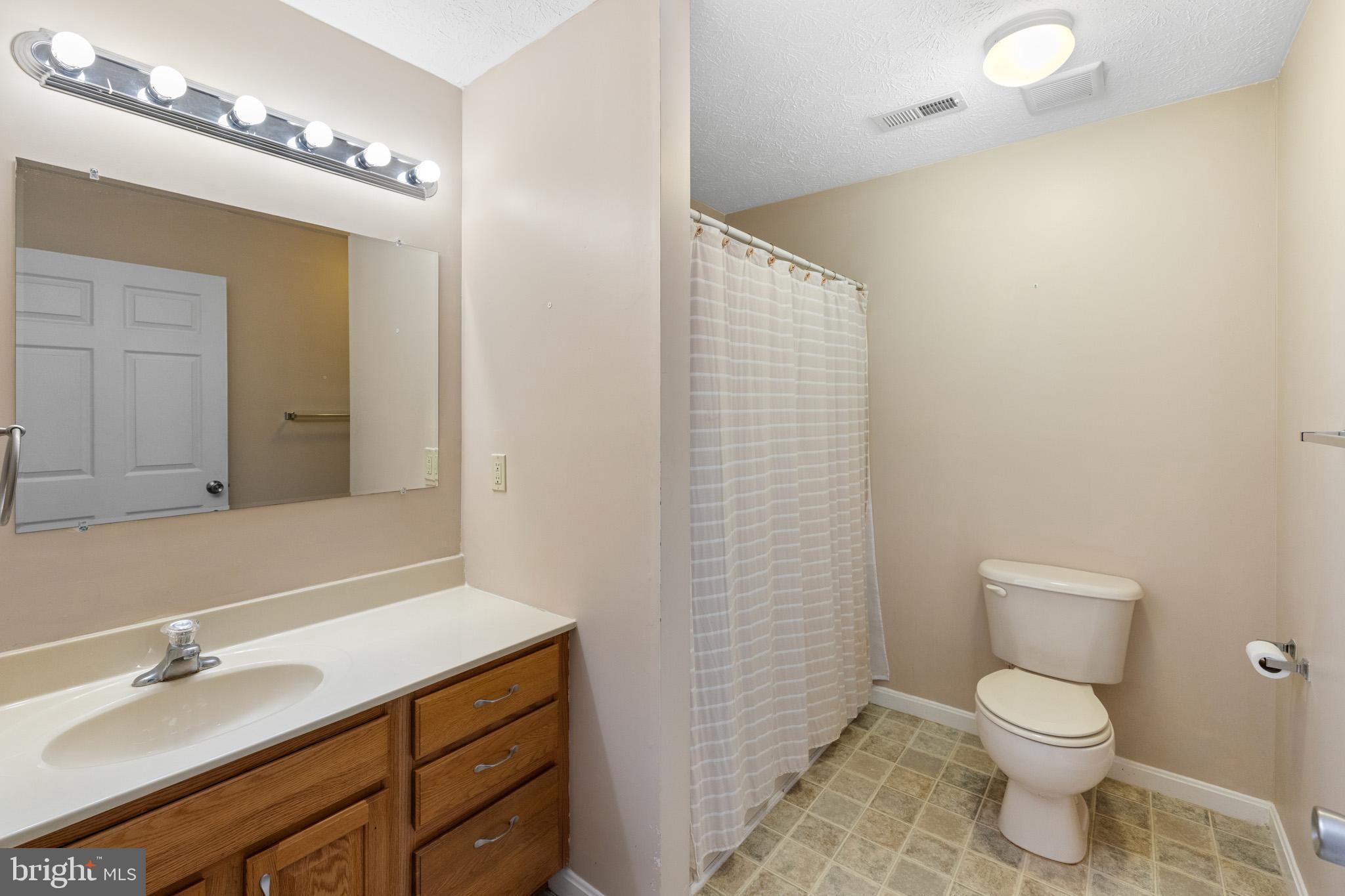 SIGNAL KNOLLS - Residential