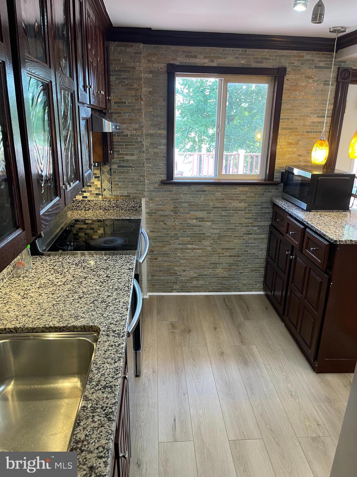 PLEASANT VALLEY - Residential