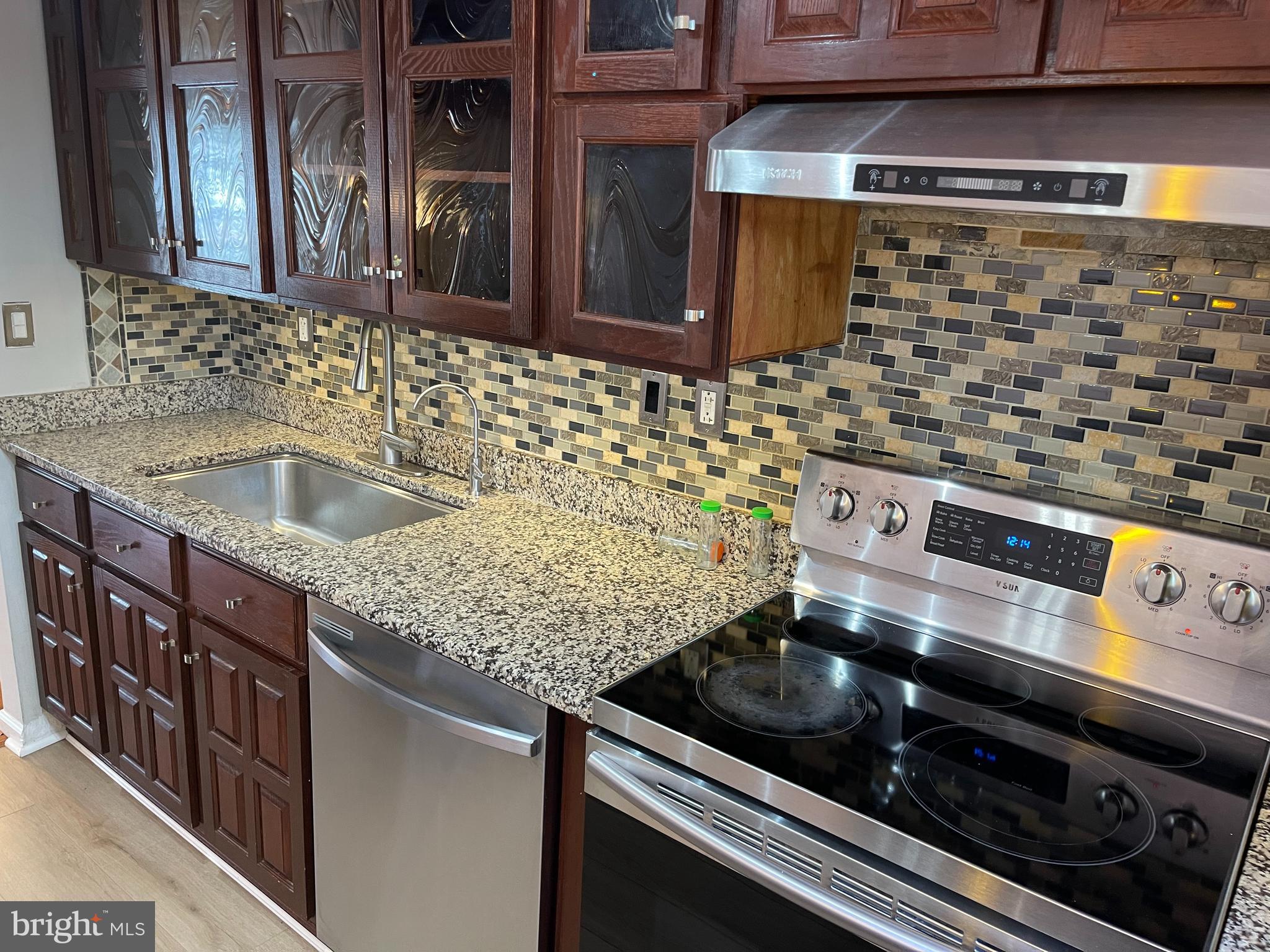 PLEASANT VALLEY - Residential