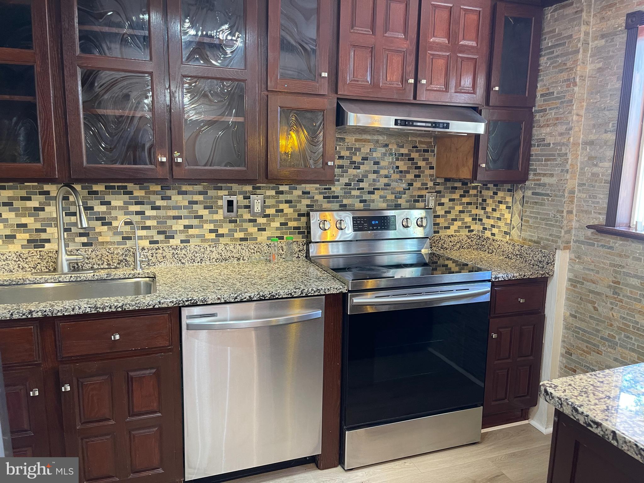 PLEASANT VALLEY - Residential