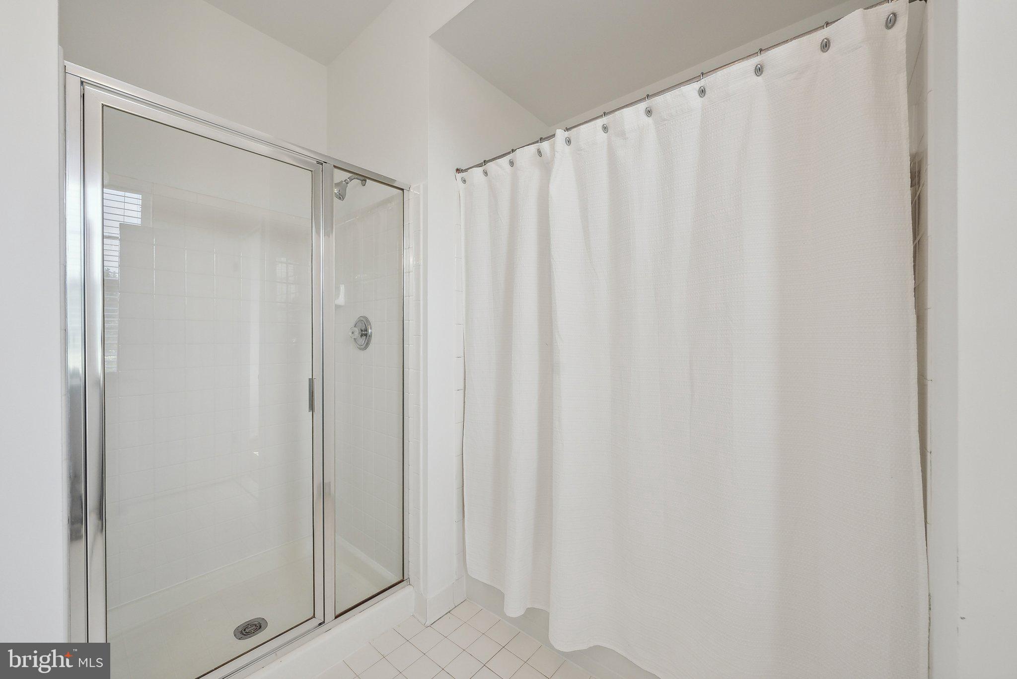 THE COMMONS ON WILLIAM SQUARE - Residential