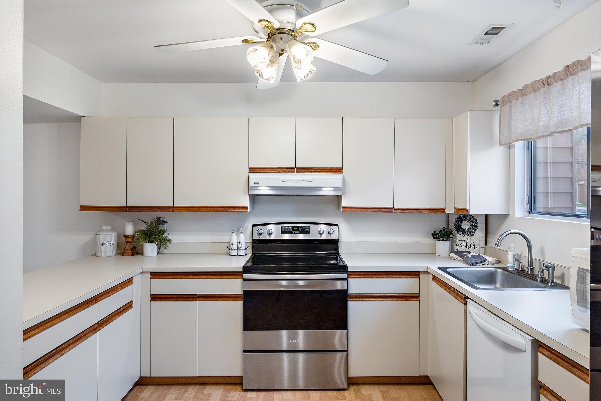 WALNUT RIDGE - Residential