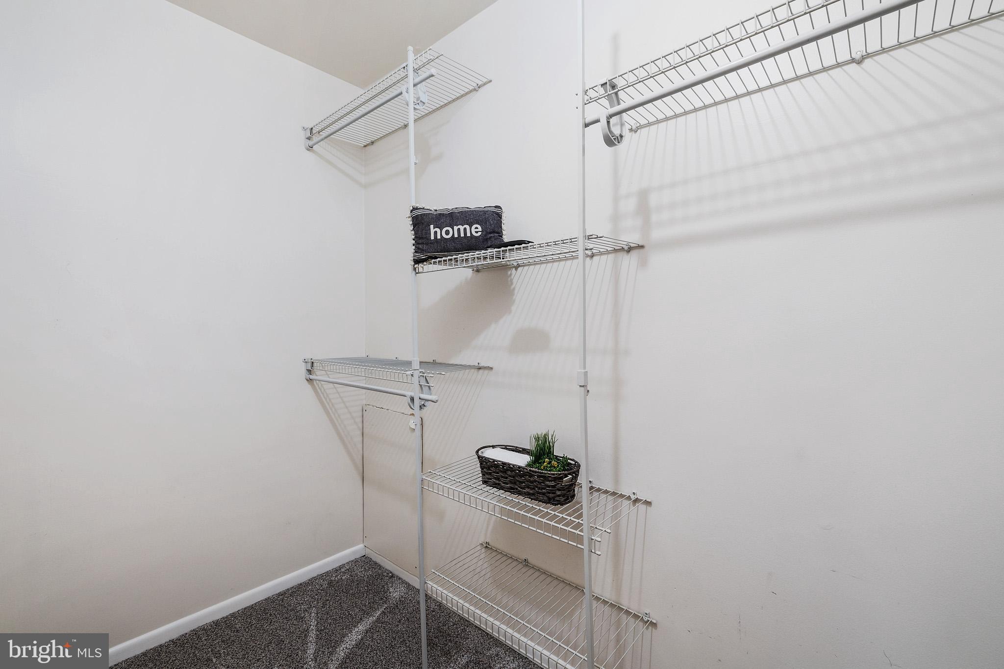 WALNUT RIDGE - Residential