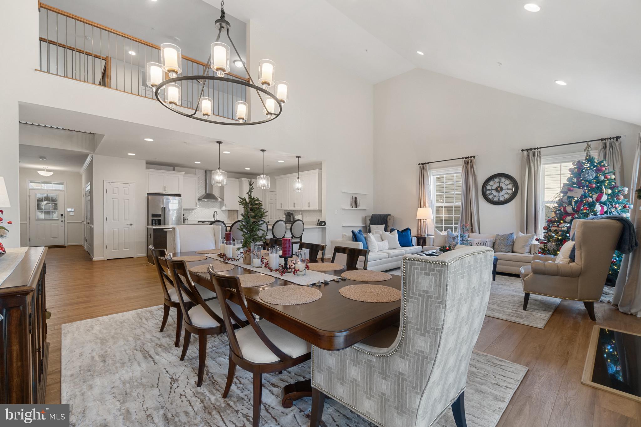 TWO RIVERS - Residential