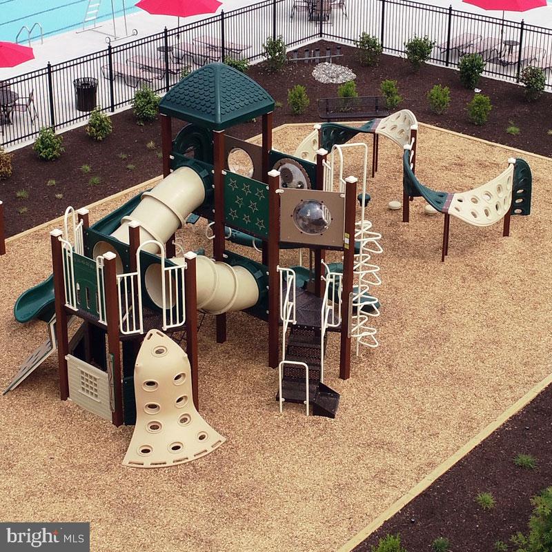 TWO RIVERS - Residential