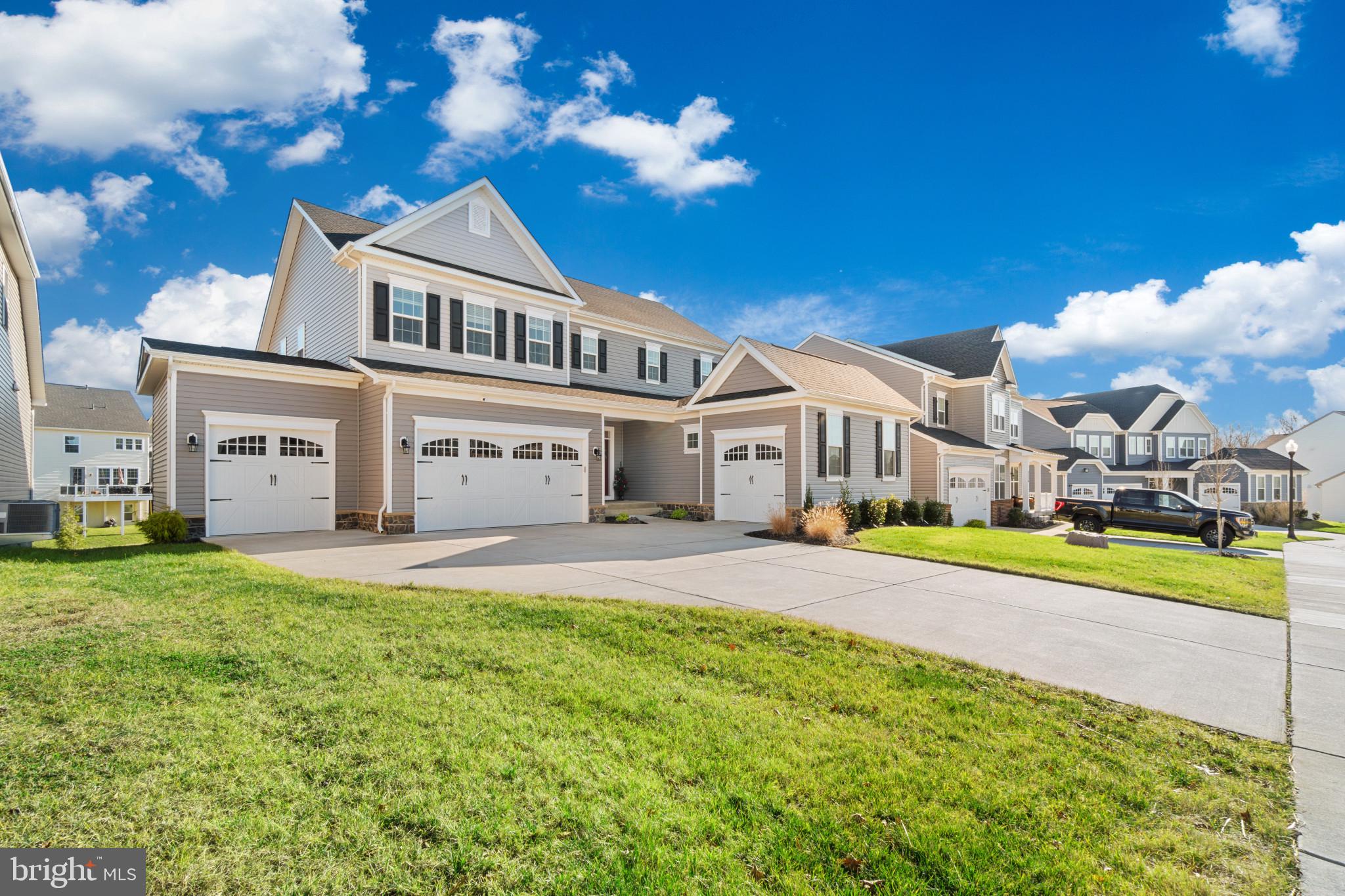 TWO RIVERS - Residential