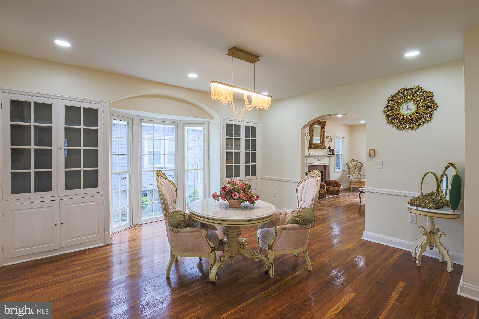 EAST ARLINGTON - Residential