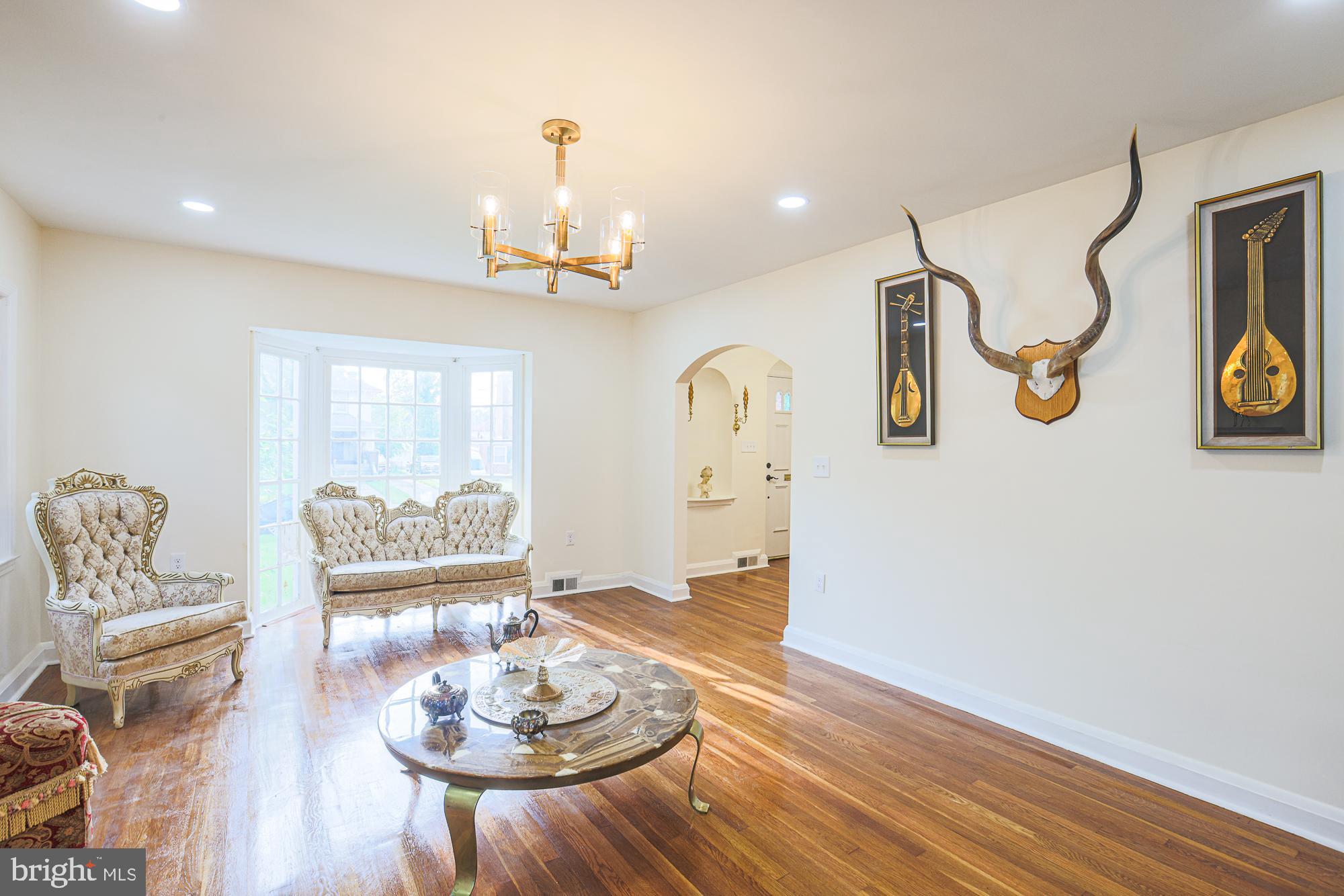 EAST ARLINGTON - Residential