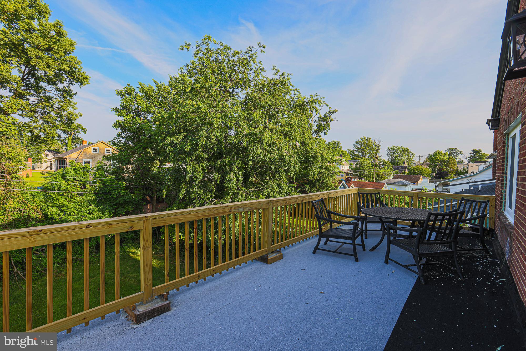 EAST ARLINGTON - Residential