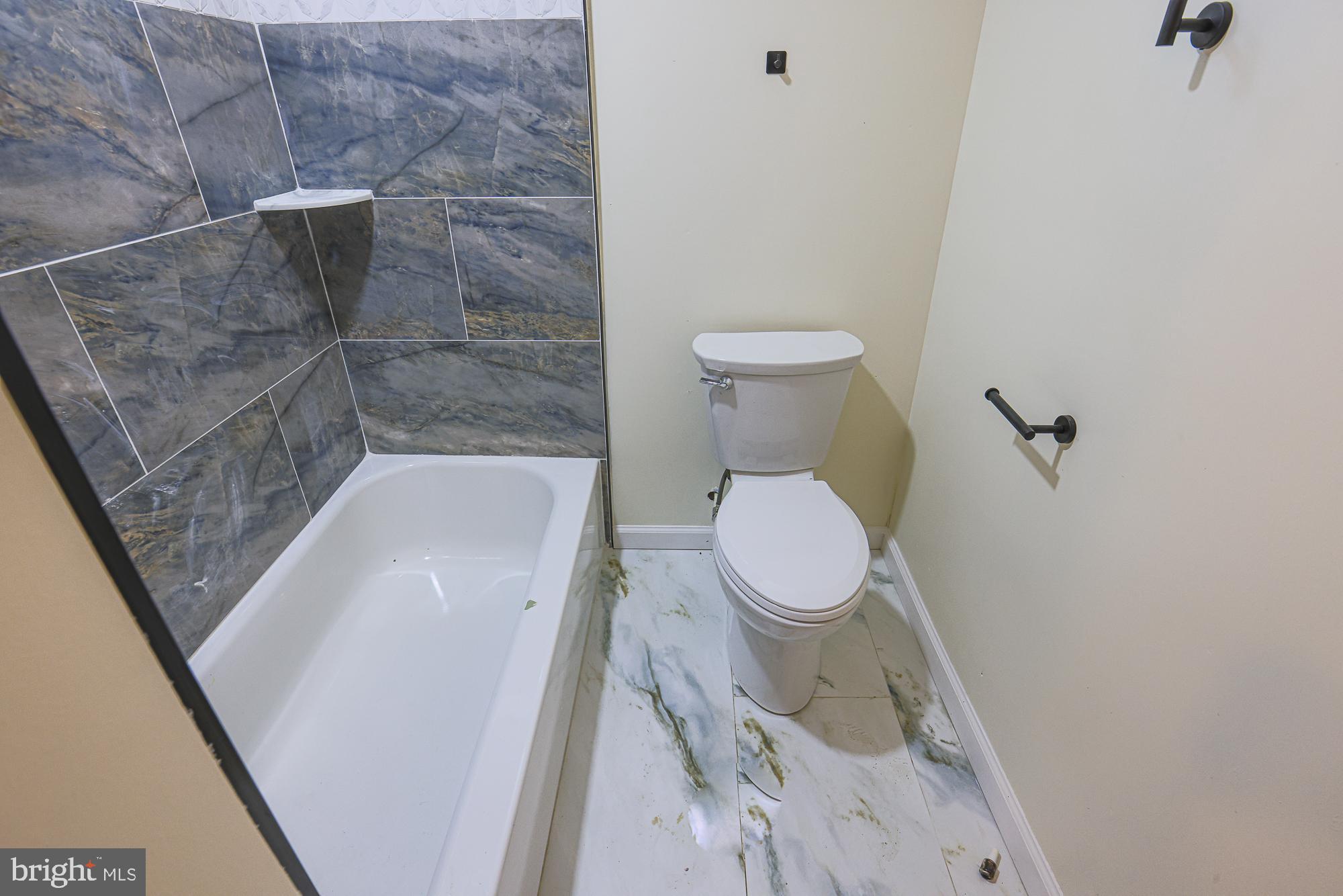 EAST ARLINGTON - Residential