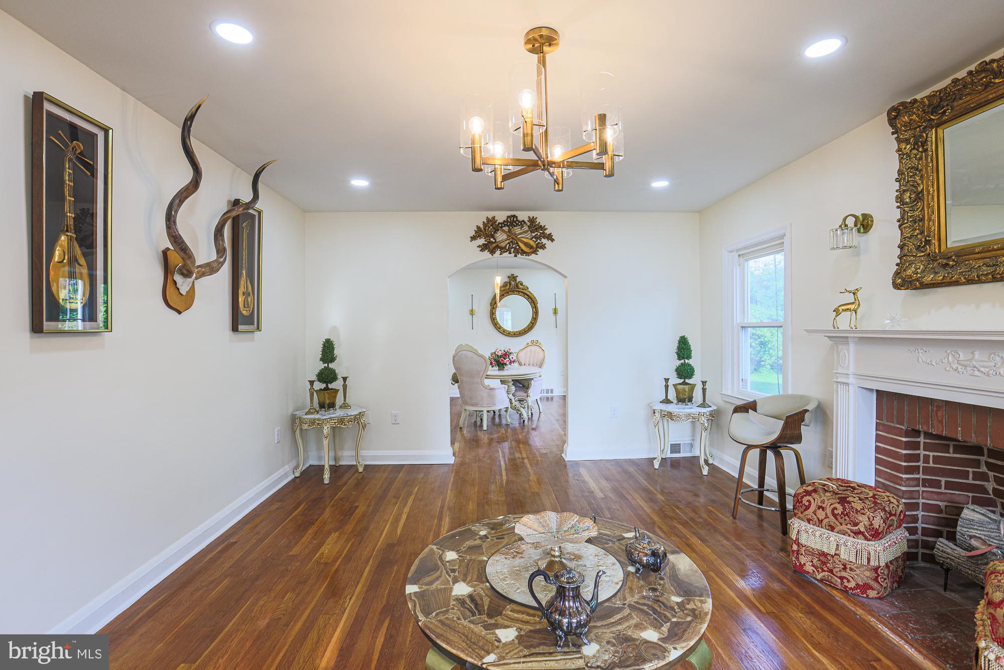 EAST ARLINGTON - Residential