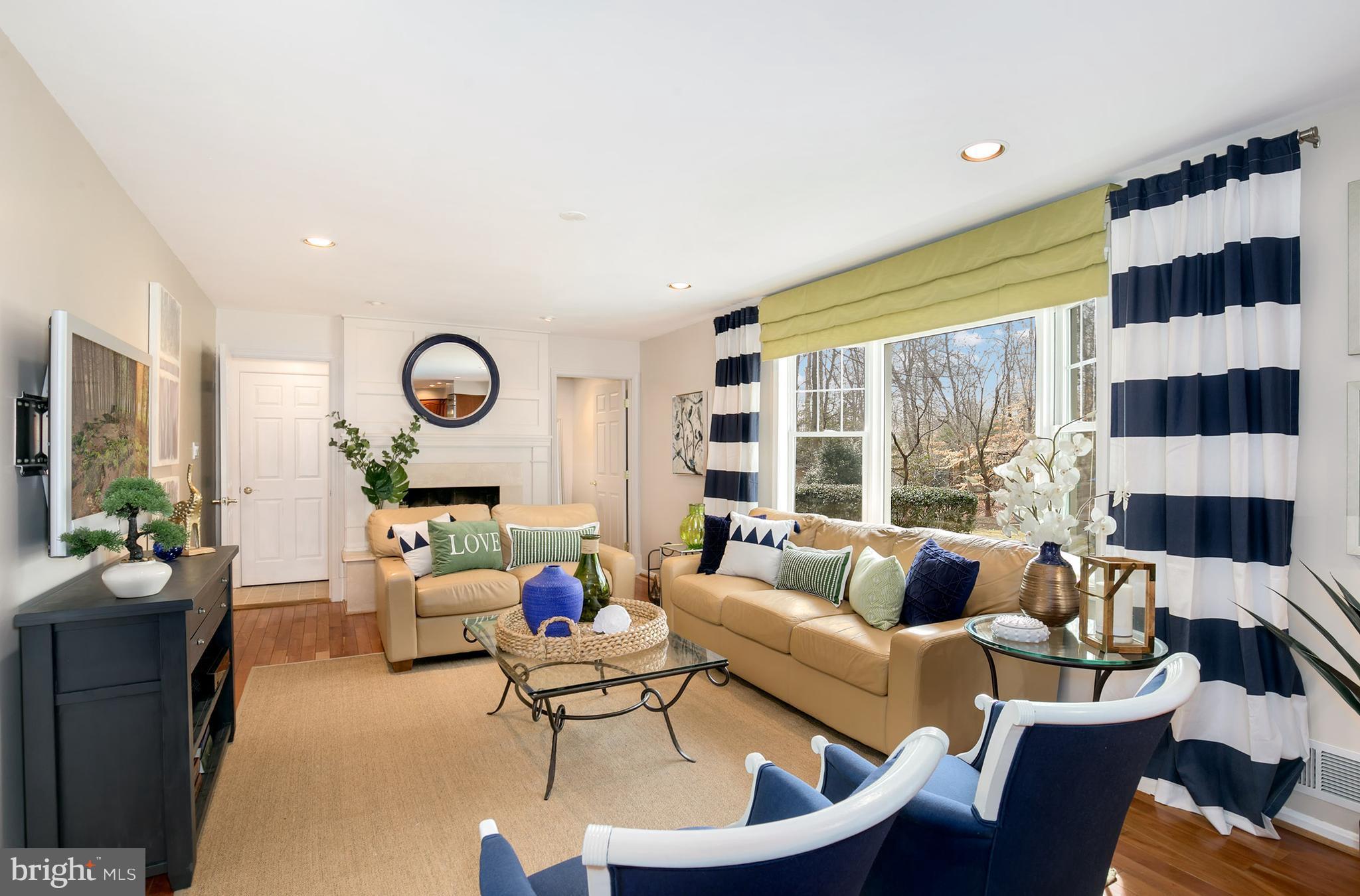 LAURELWOOD - Residential