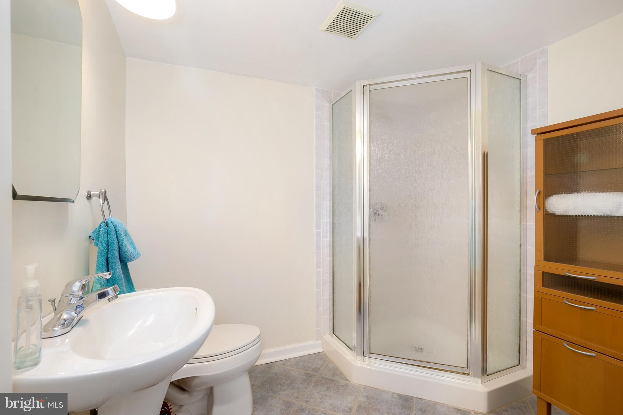 LAURELWOOD - Residential