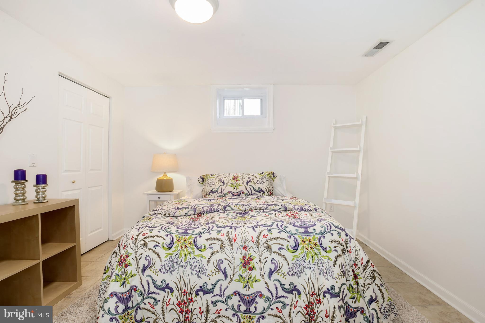 LAURELWOOD - Residential