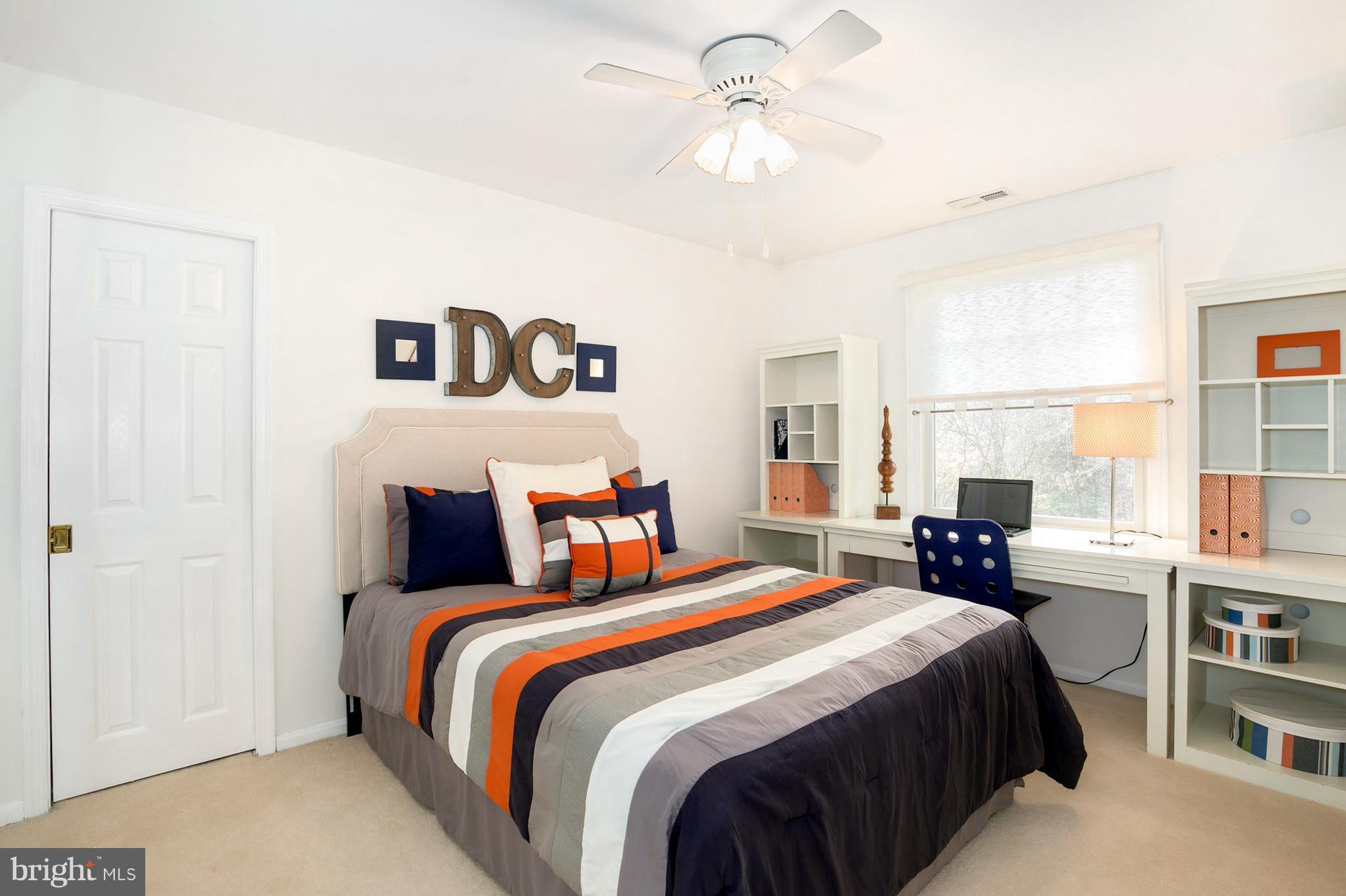 LAURELWOOD - Residential