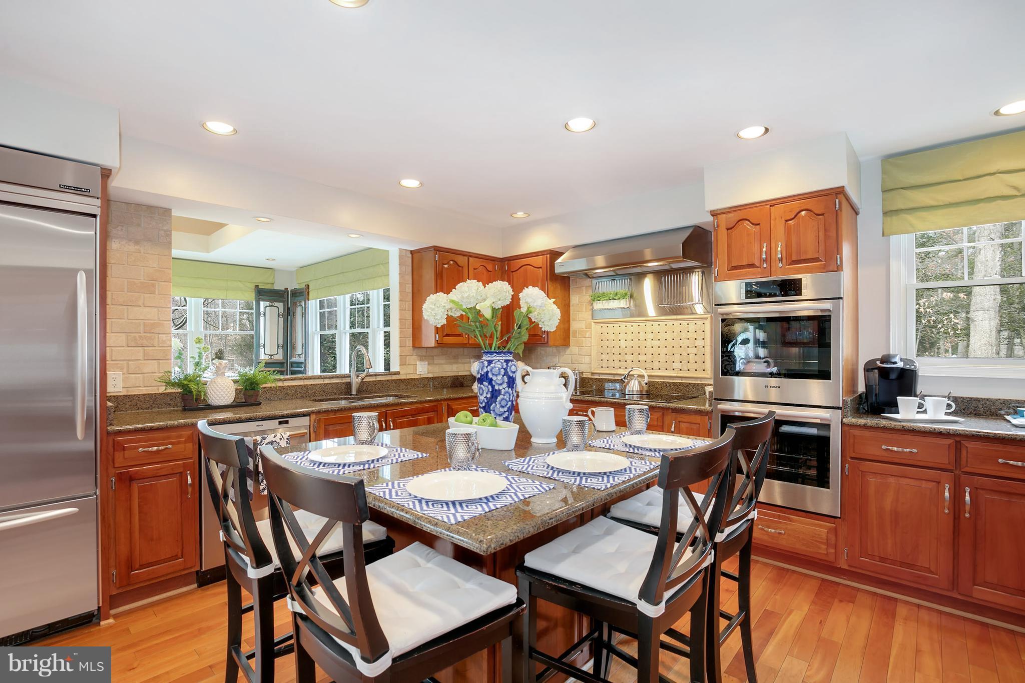 LAURELWOOD - Residential