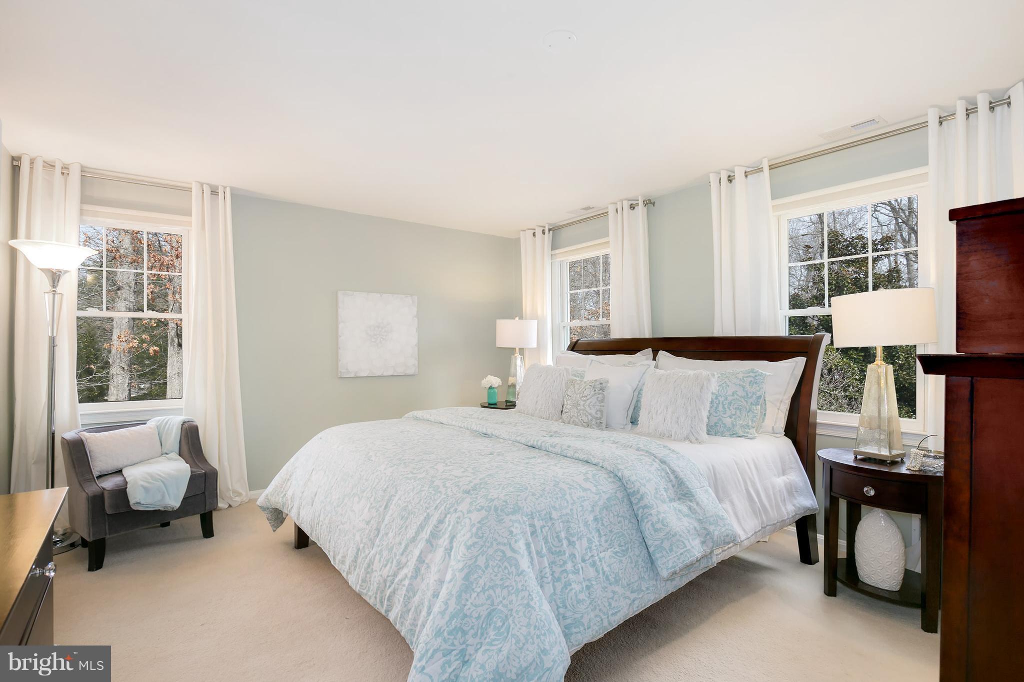 LAURELWOOD - Residential